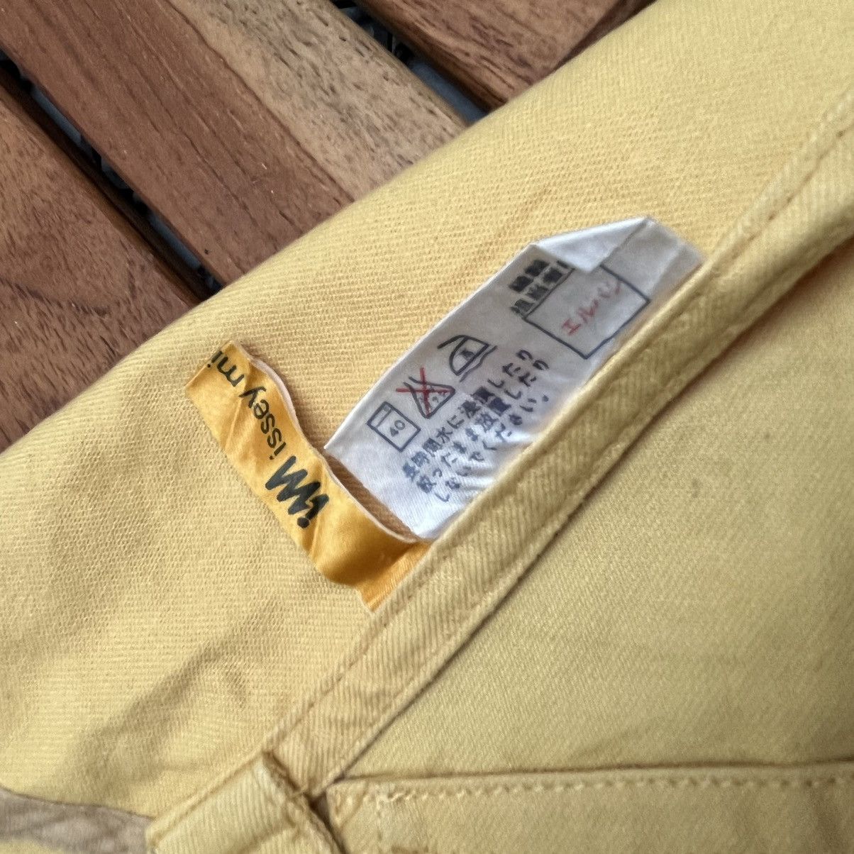 Issey Miyake Vintage Issey Miyake Kitchen Apron Yellow Size L / US 10 / IT 46 - 4 Thumbnail