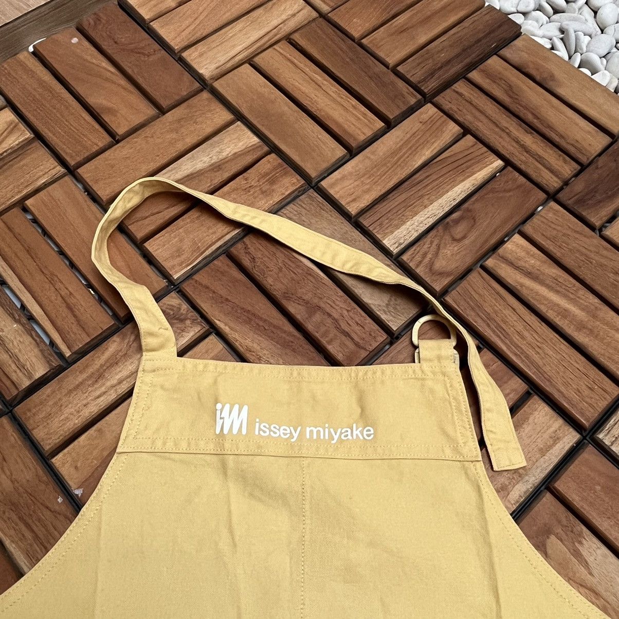 Issey Miyake Vintage Issey Miyake Kitchen Apron Yellow Size L / US 10 / IT 46 - 2 Thumbnail