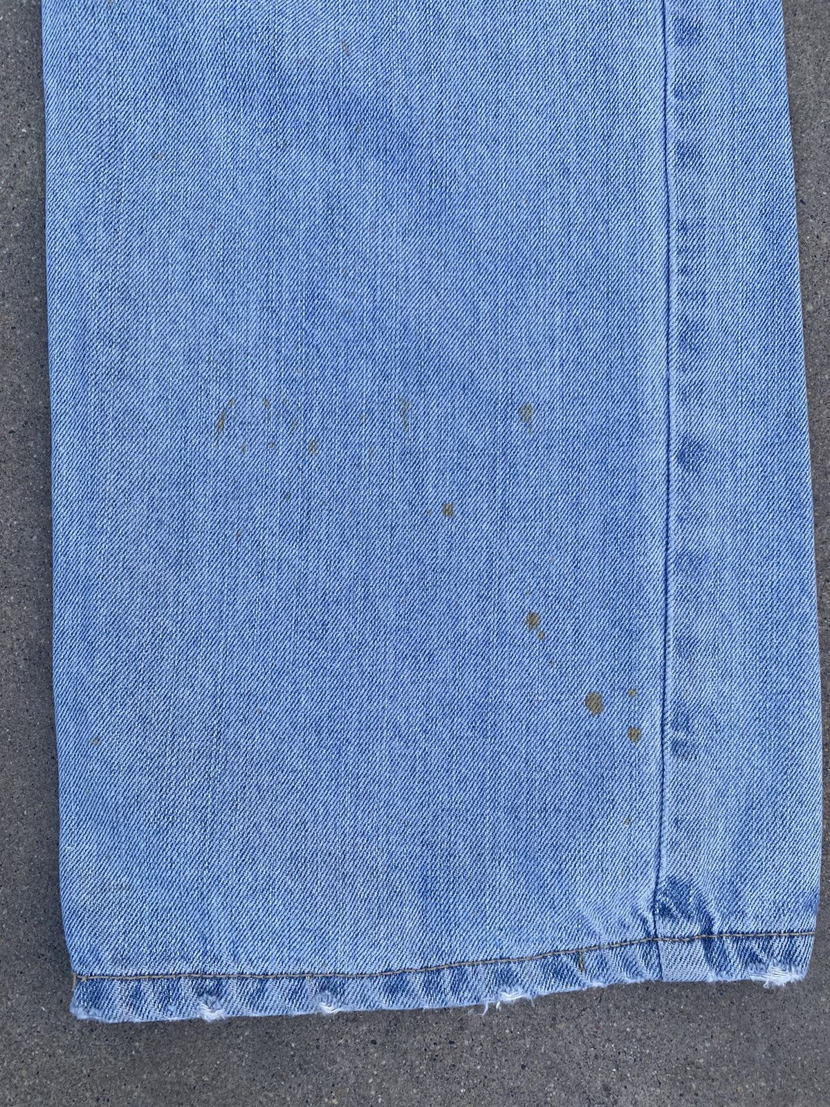 Mossimo Vintage light wash denim Size US 34 / EU 50 - 6 Thumbnail