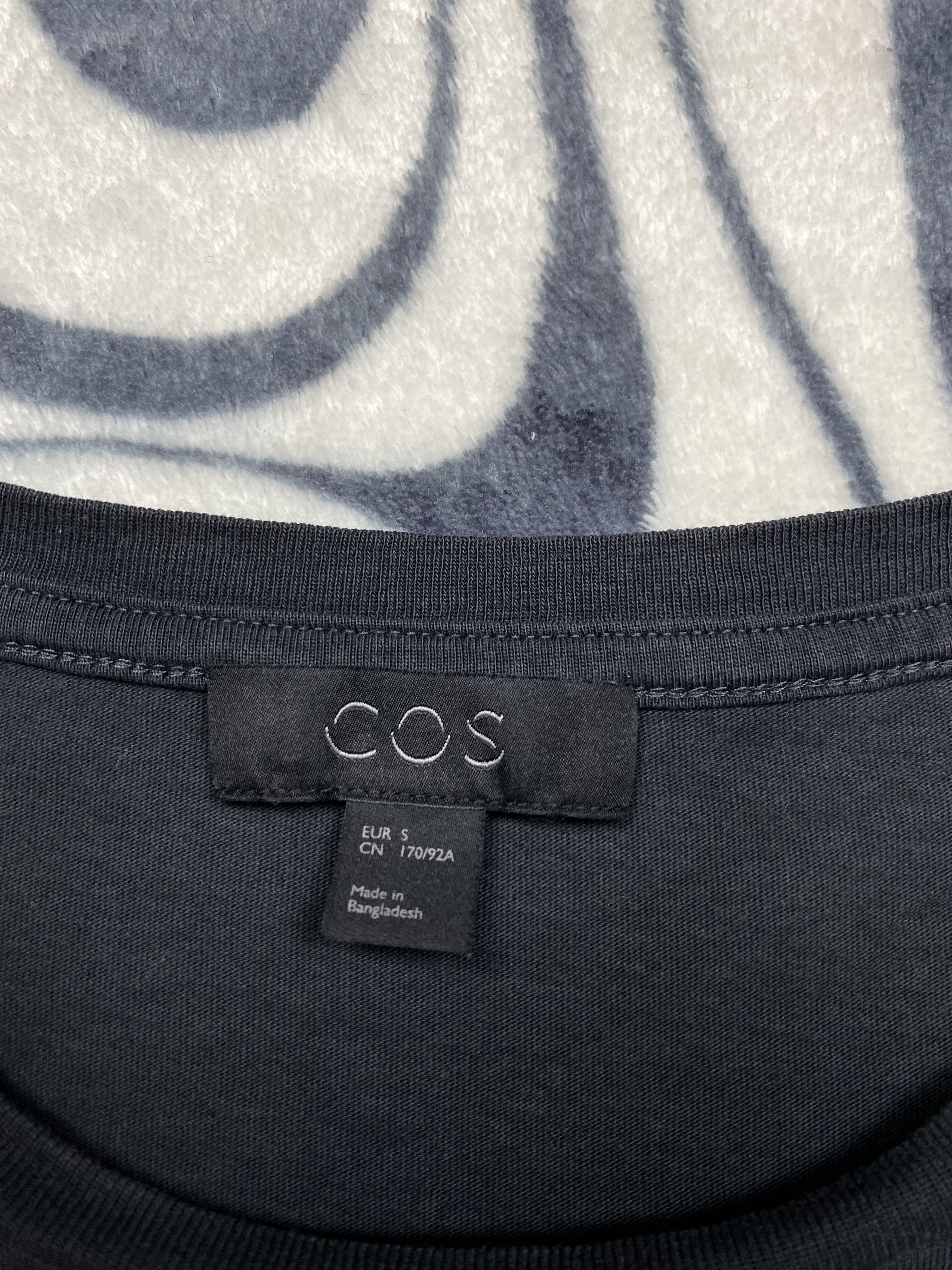 Cos Cos Mens T-Shirt Tee Y2K Size US S / EU 44-46 / 1 - 3 Thumbnail