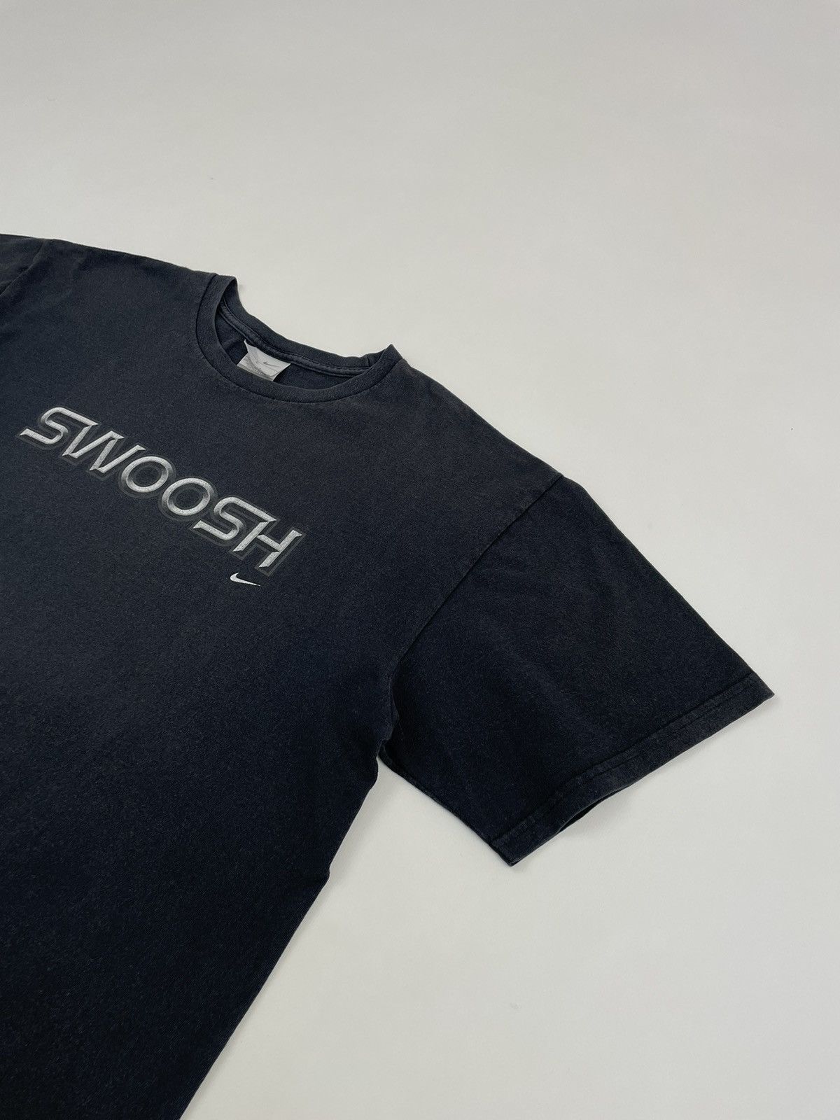 Nike × Vintage 2000s Vintage Nike Swoosh Spell out T Shirt Size US L / EU 52-54 / 3 - 3 Thumbnail