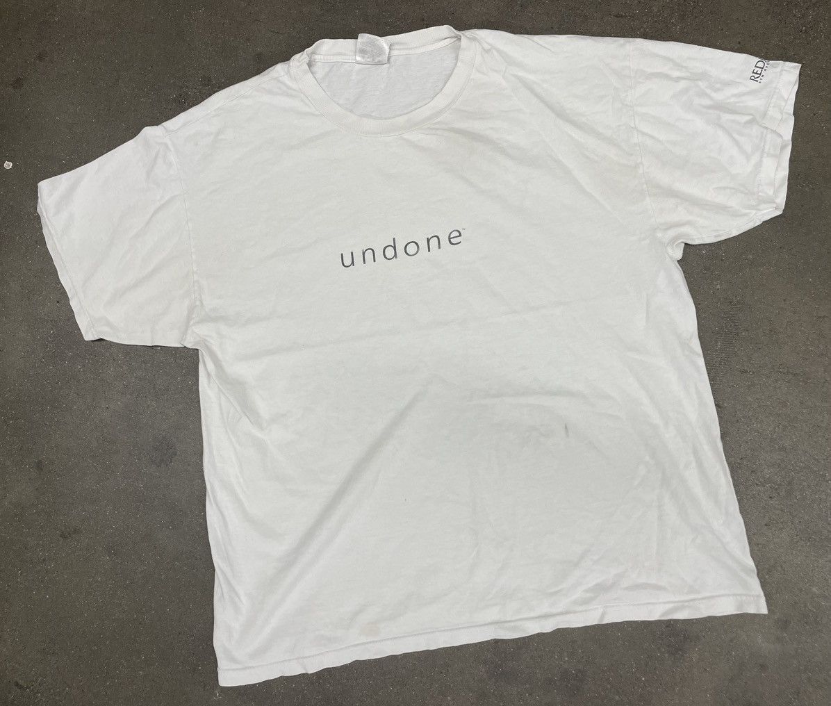 Tee × Tee Shirt × Vintage Vintage 1990s Redken Undone T-Shirt | Grailed