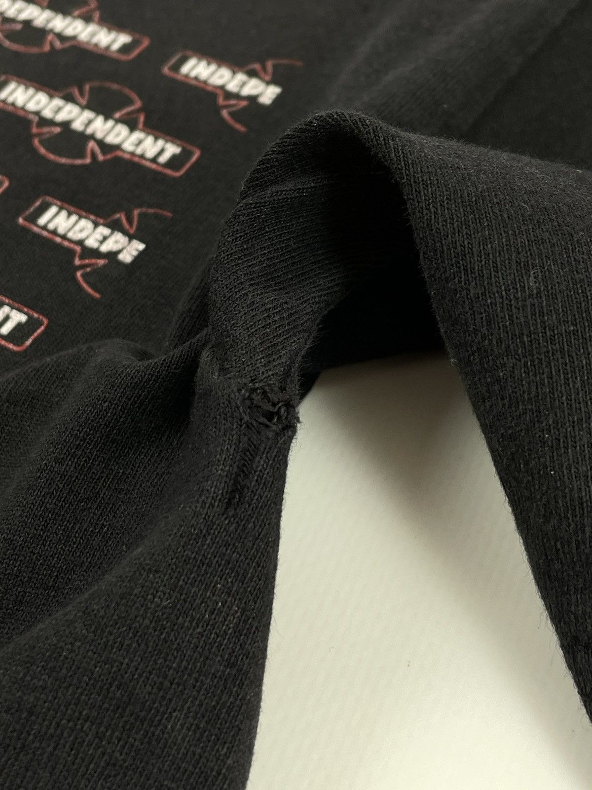 Independent Truck Co. × Thrasher Vintage Faded Distressed Independent x Trasher Collab Tee Size US M / EU 48-50 / 2 - 12 Thumbnail