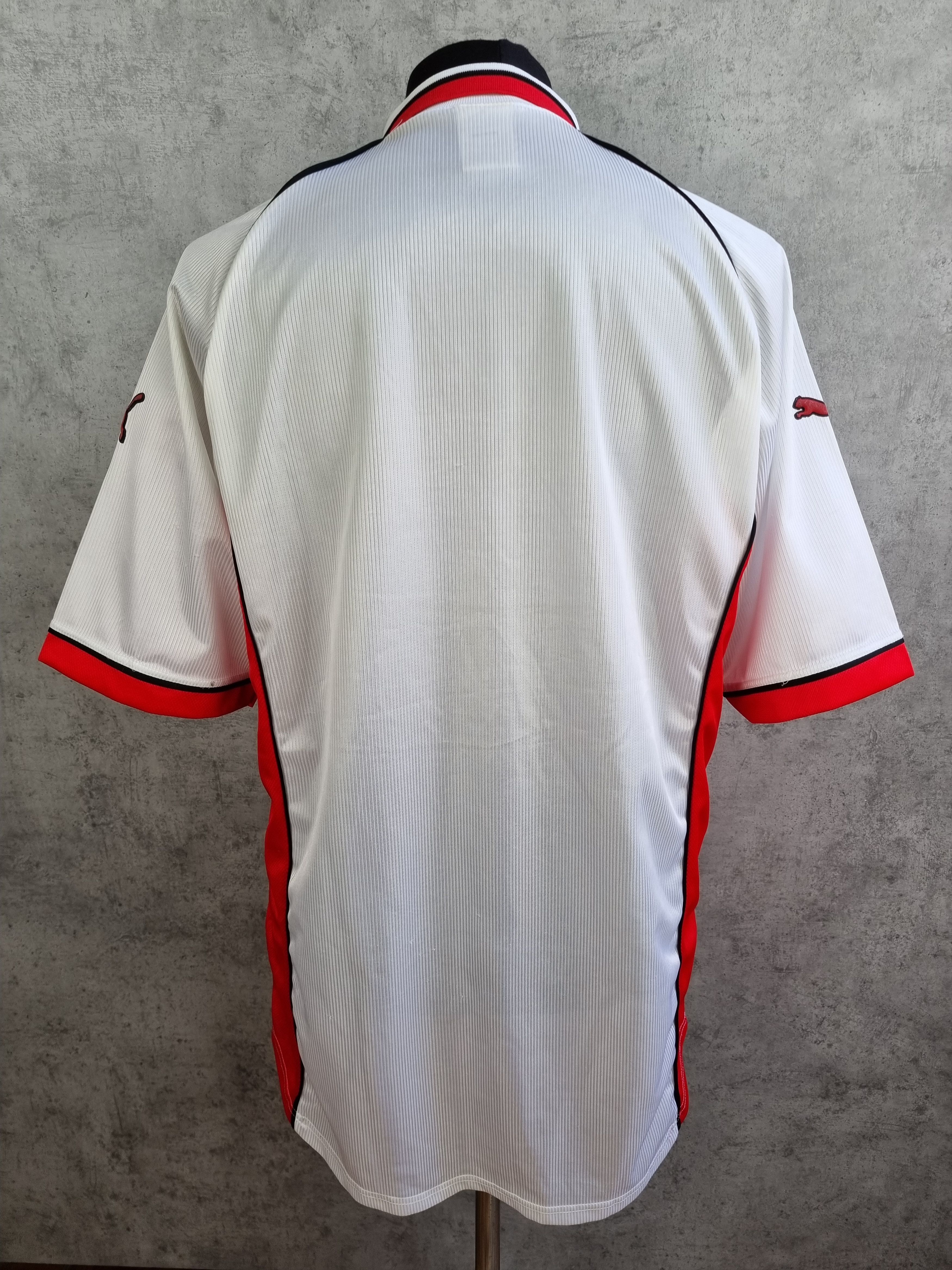 Puma × Vintage FC Koln Home Puma 1995/1996 Away Soccer Jersey Size US XL / EU 56 / 4 - 13 Thumbnail