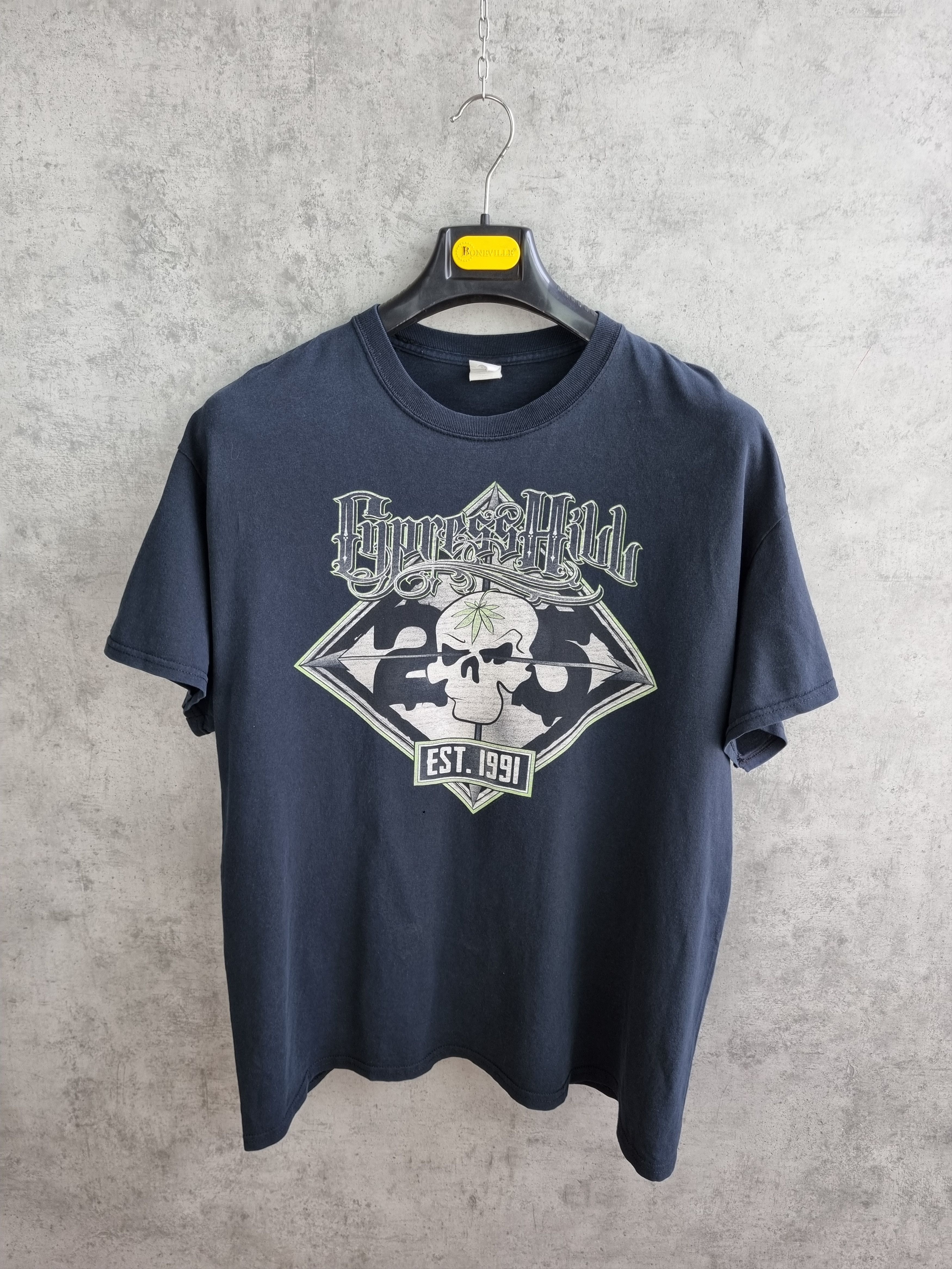 Band Tees 2016 Europe Tour Cypress Hill Vintage Distressed Tee shirt Size US M / EU 48-50 / 2 - 5 Thumbnail