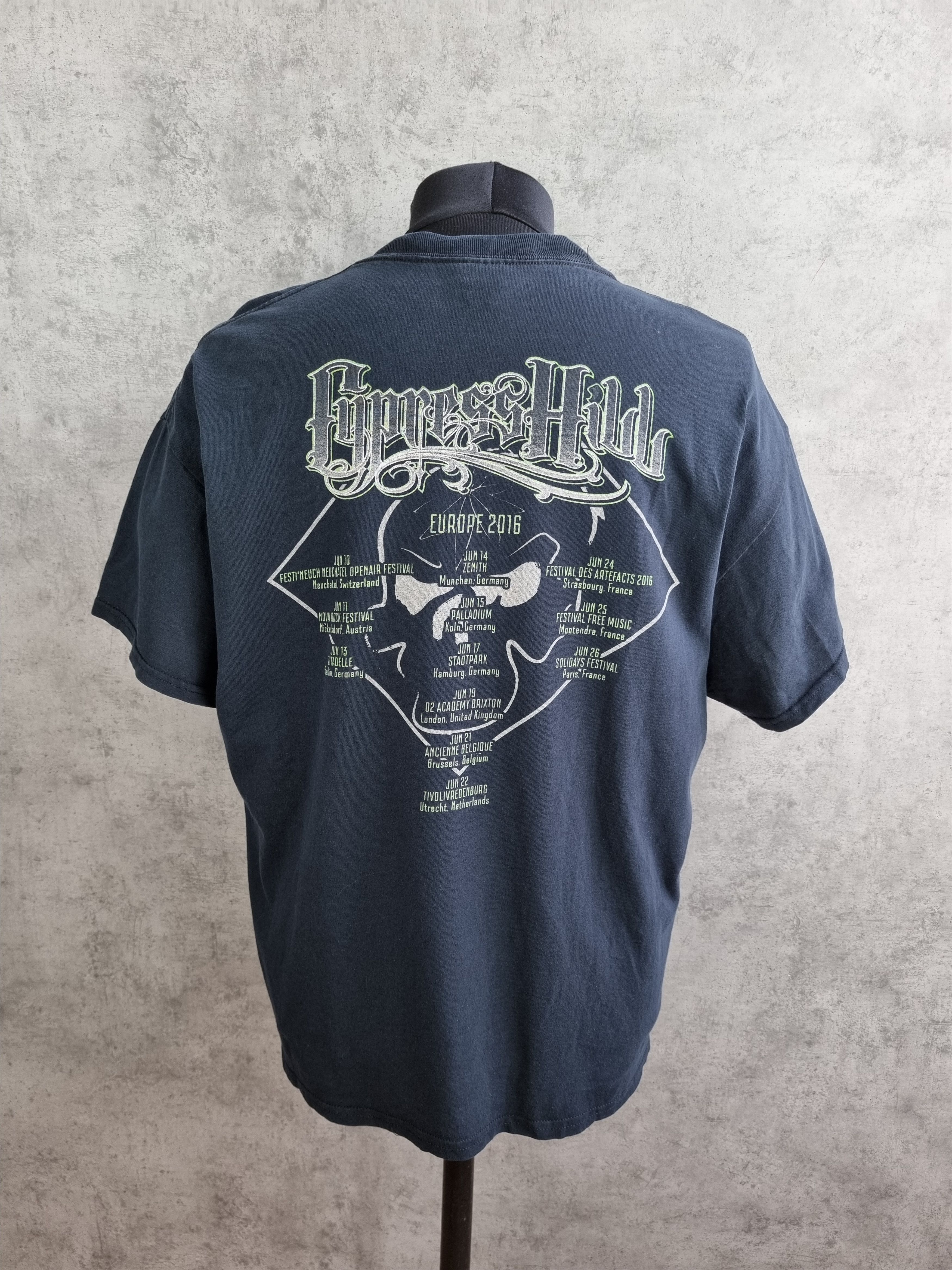 Band Tees 2016 Europe Tour Cypress Hill Vintage Distressed Tee shirt Size US M / EU 48-50 / 2 - 3 Thumbnail