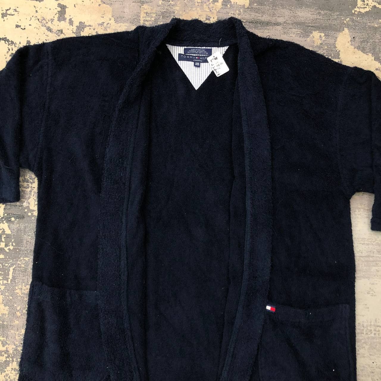 Tommy Hilfiger P748 TOMMY HILFIGER BATH ROBE PAJAMA TOWEL FREE SIZE Size US M / EU 48-50 / 2 - 4 Thumbnail