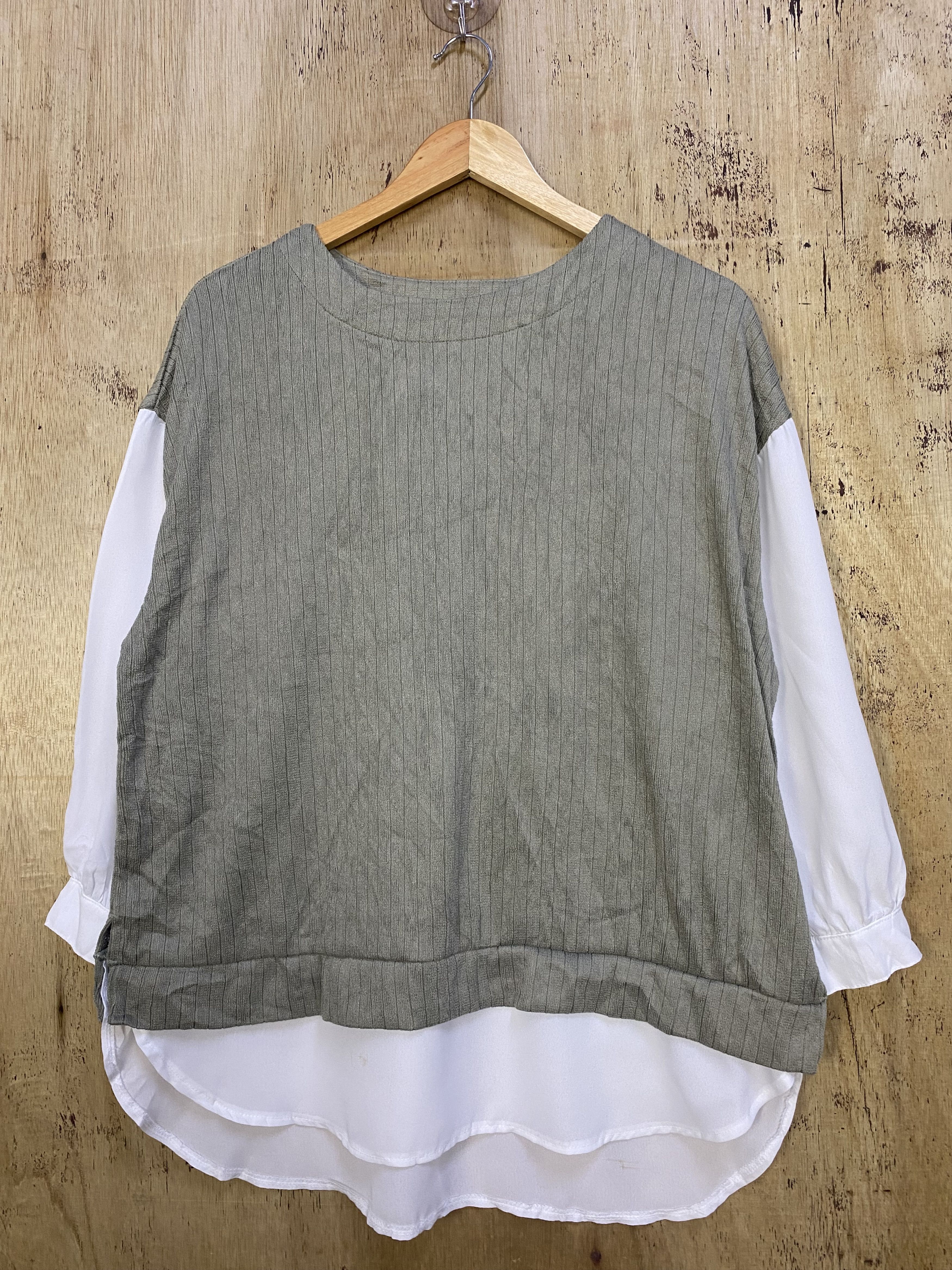 Aran Isles Knitwear LARGE BAGGY HK WORKS Twofer Top Knit Sweater #4420 Size L / US 10 / IT 46 - 1 Thumbnail