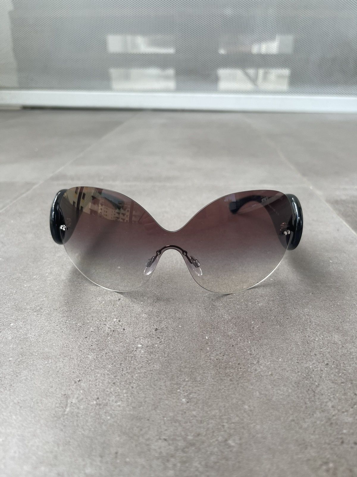 Armani × Emporio Armani × Giorgio Armani Emporio Armani EA4022B 5144/8D Black Shield Sunglasses Size ONE SIZE - 3 Thumbnail