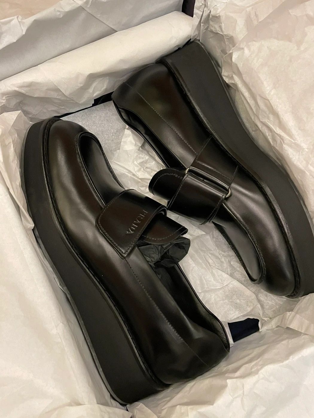 Prada Prada Velcro Loafer Size US 8.5 / EU 41-42 - 4 Thumbnail