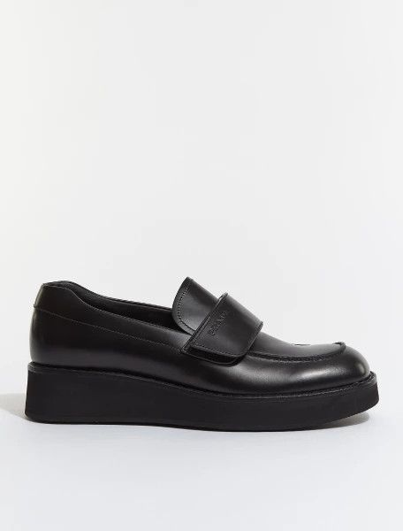 Prada Prada Velcro Loafer Size US 8.5 / EU 41-42 - 2 Thumbnail