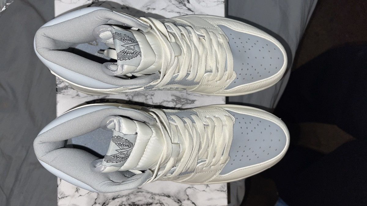 Jordan Brand × Nike Retro 1 Heaven on Earth CUSTOM by Anthony Alvarado 368/500 Size US 11 / EU 44 - 5 Thumbnail