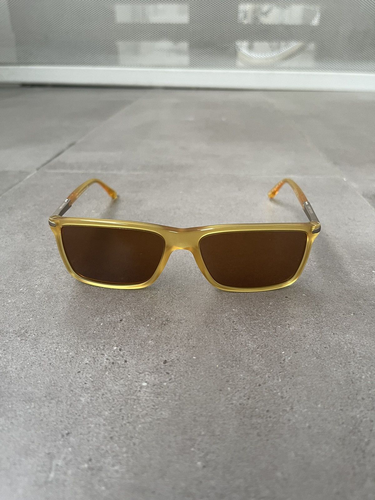 Armani × Emporio Armani × Giorgio Armani Giorgio Armani AR8010 5027/73 Yellow Brown Sunglasses Size ONE SIZE - 2 Thumbnail