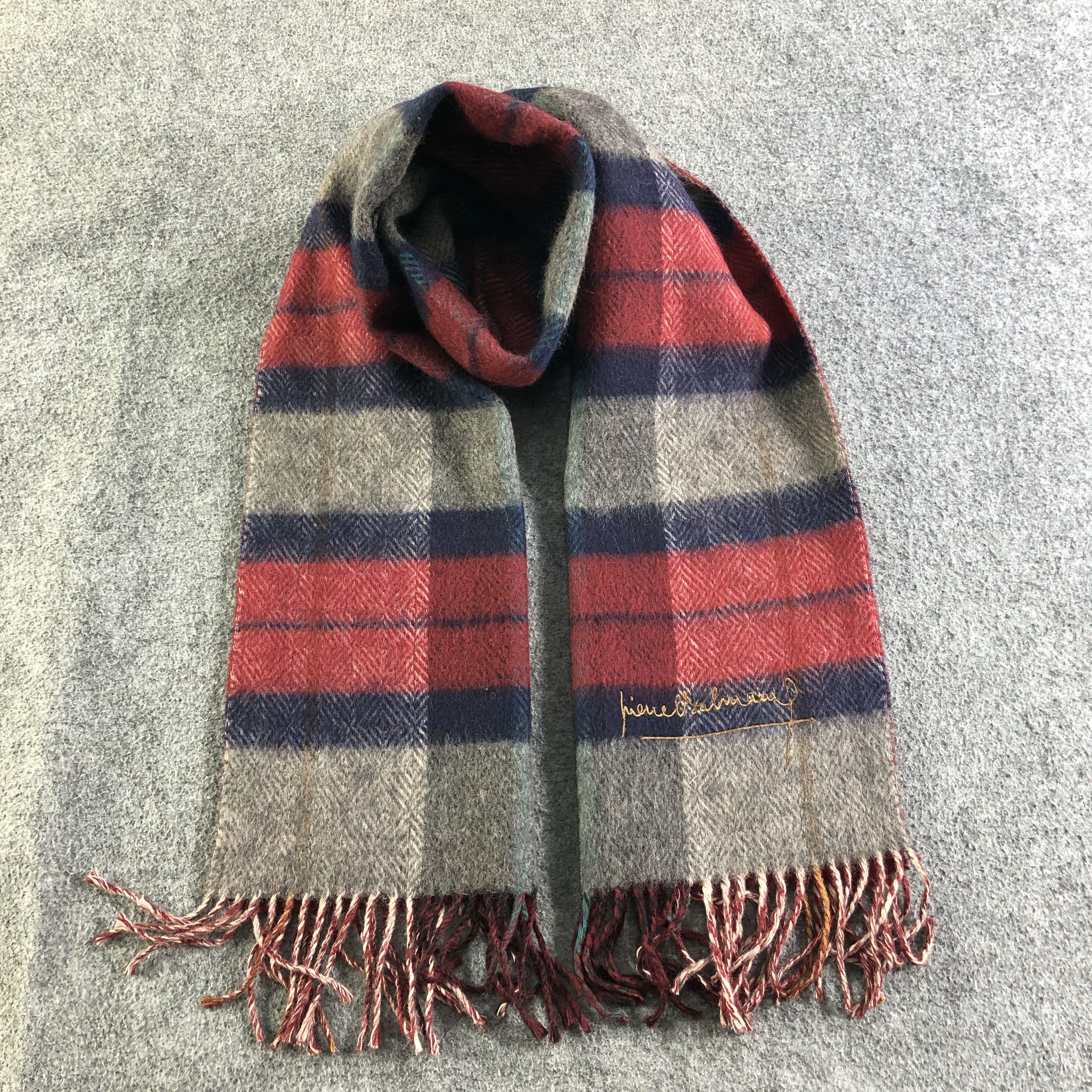 Pierre Balmain Pierre Balmain Tartan Wool Scarf Muffler V1896 Size ONE SIZE - 1 Thumbnail