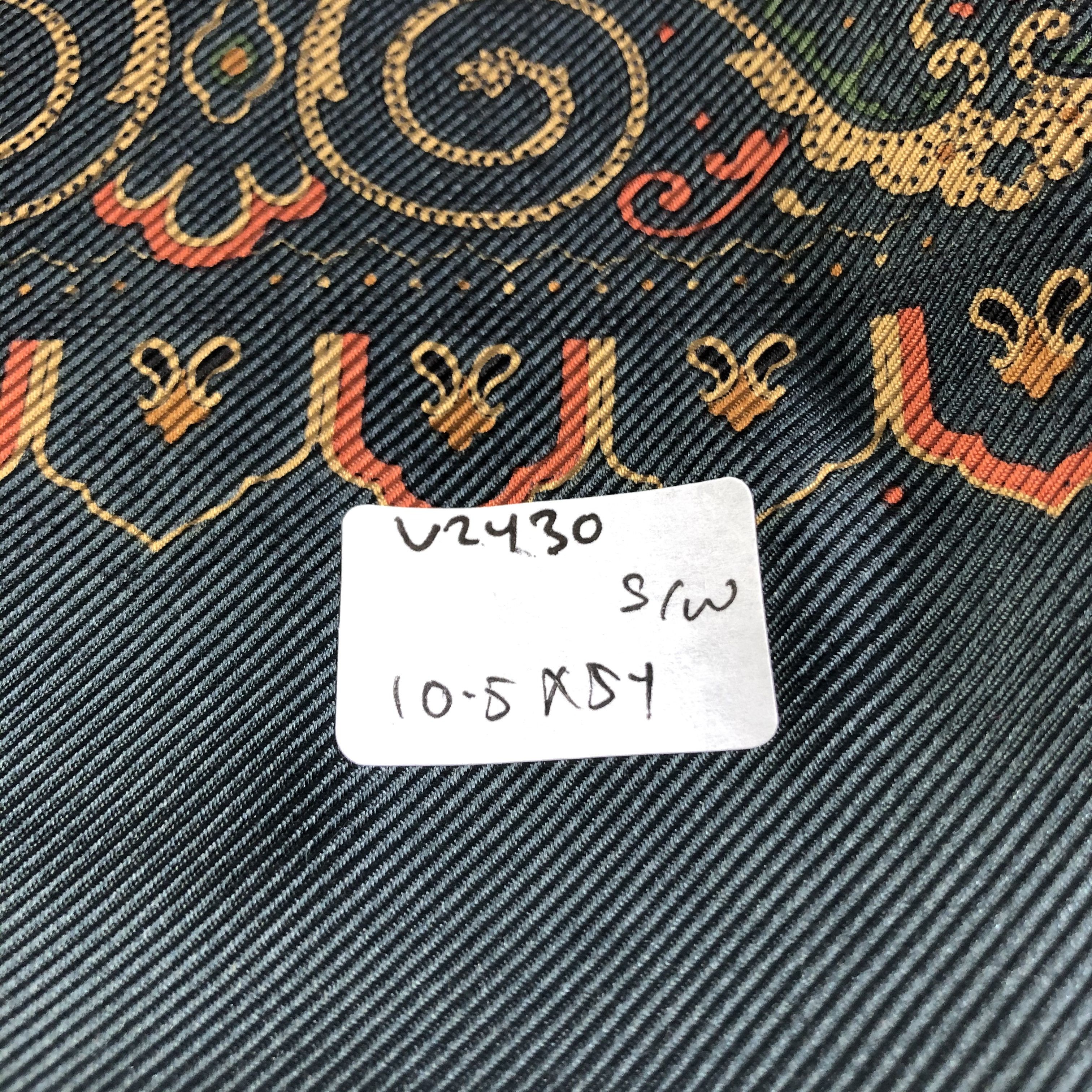 Vintage Luxury Design Silk/Wool Scarf Muffler Neckwear V2430 Size ONE SIZE - 10 Thumbnail