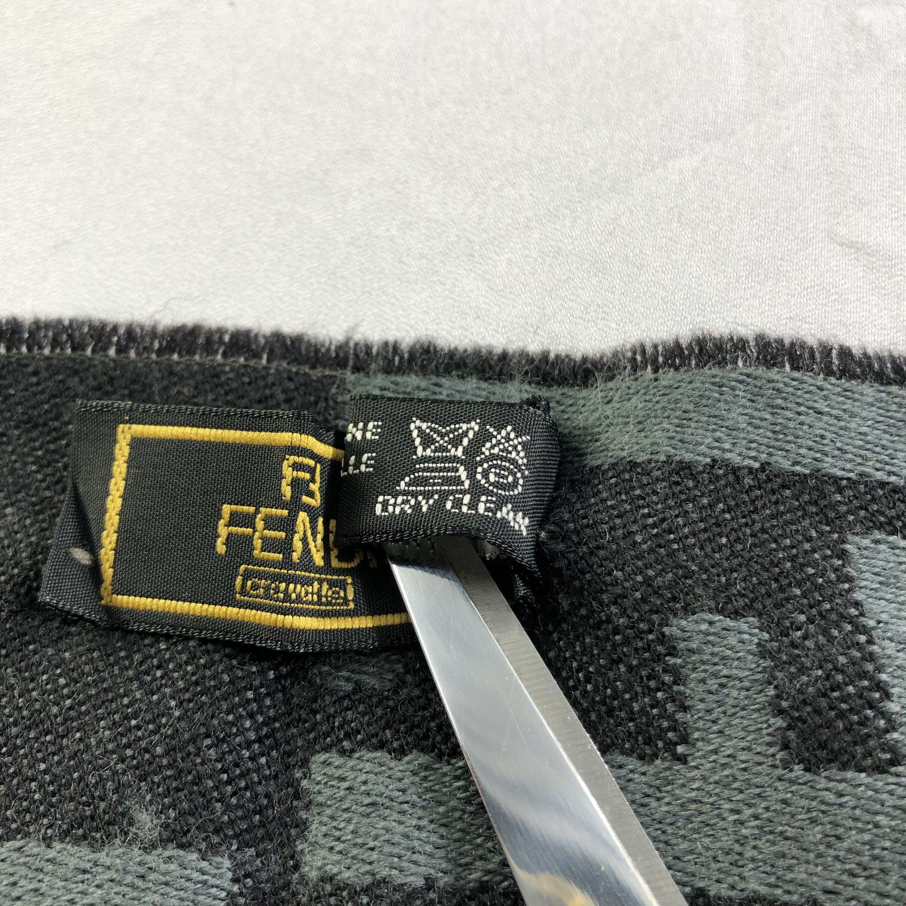 Fendi Fendi Monogram Wool Scarf Muffler Neckwear V2477 Size ONE SIZE - 6 Thumbnail
