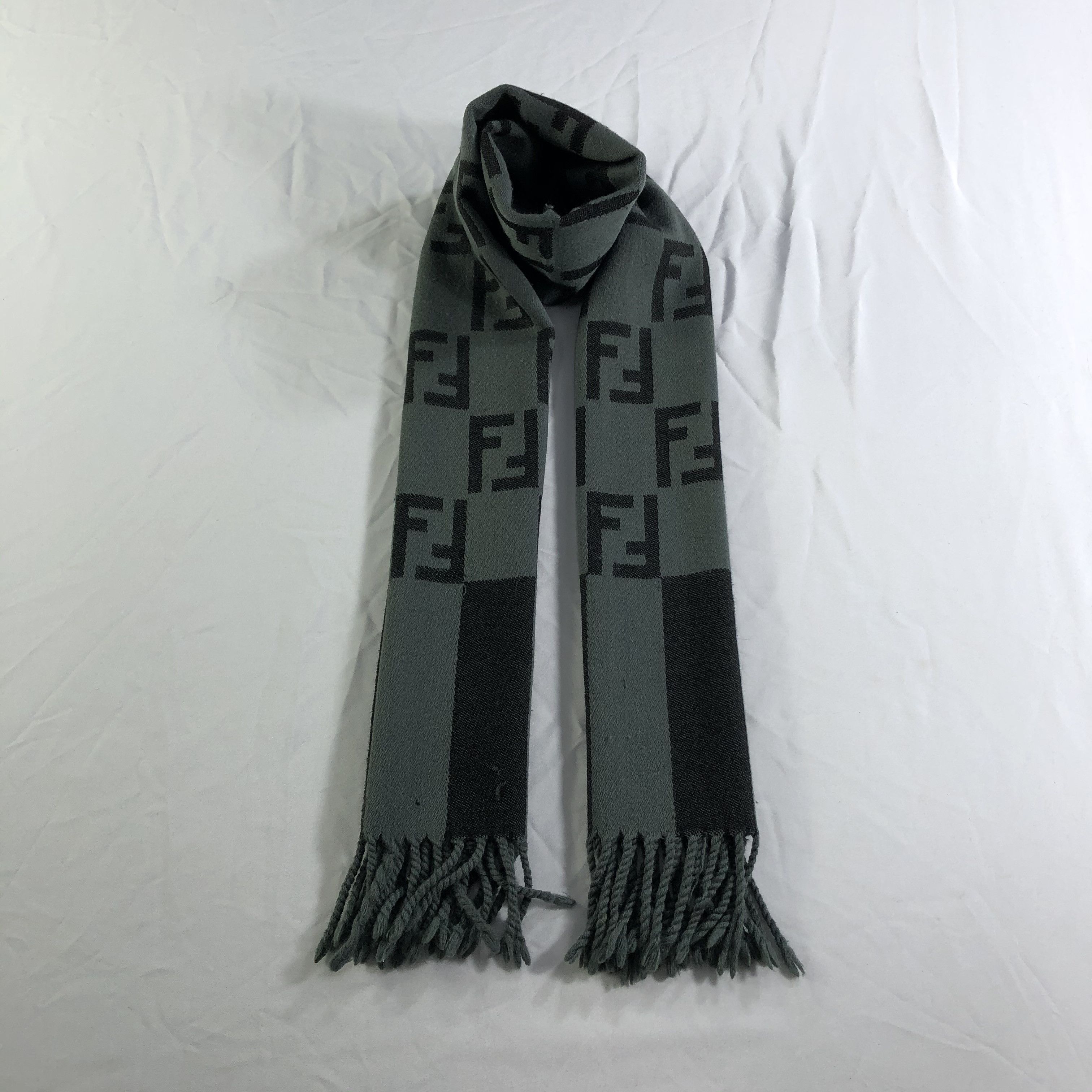 Fendi Fendi Monogram Wool Scarf Muffler Neckwear V2477 Size ONE SIZE - 1 Thumbnail