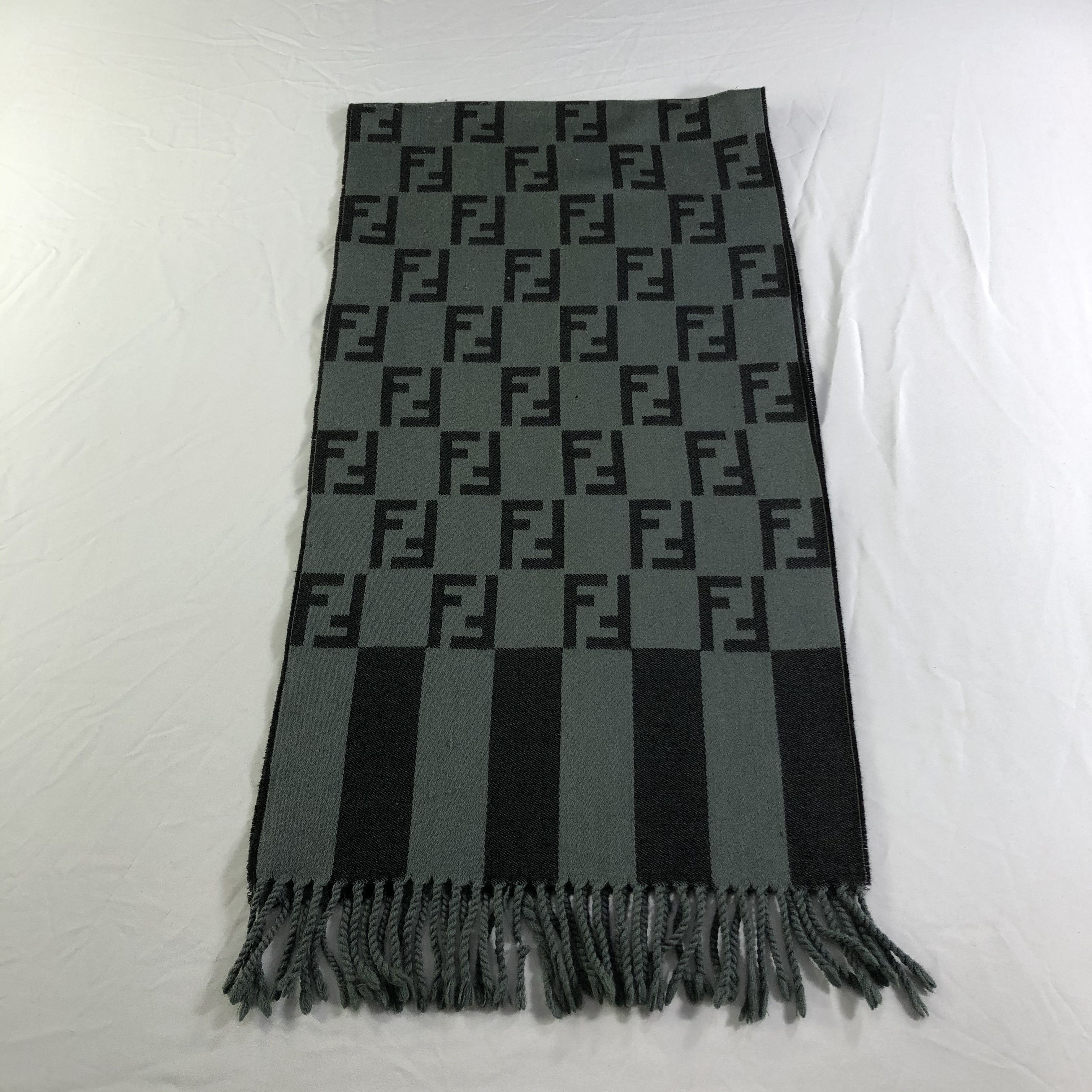 Fendi Fendi Monogram Wool Scarf Muffler Neckwear V2477 Size ONE SIZE - 2 Thumbnail