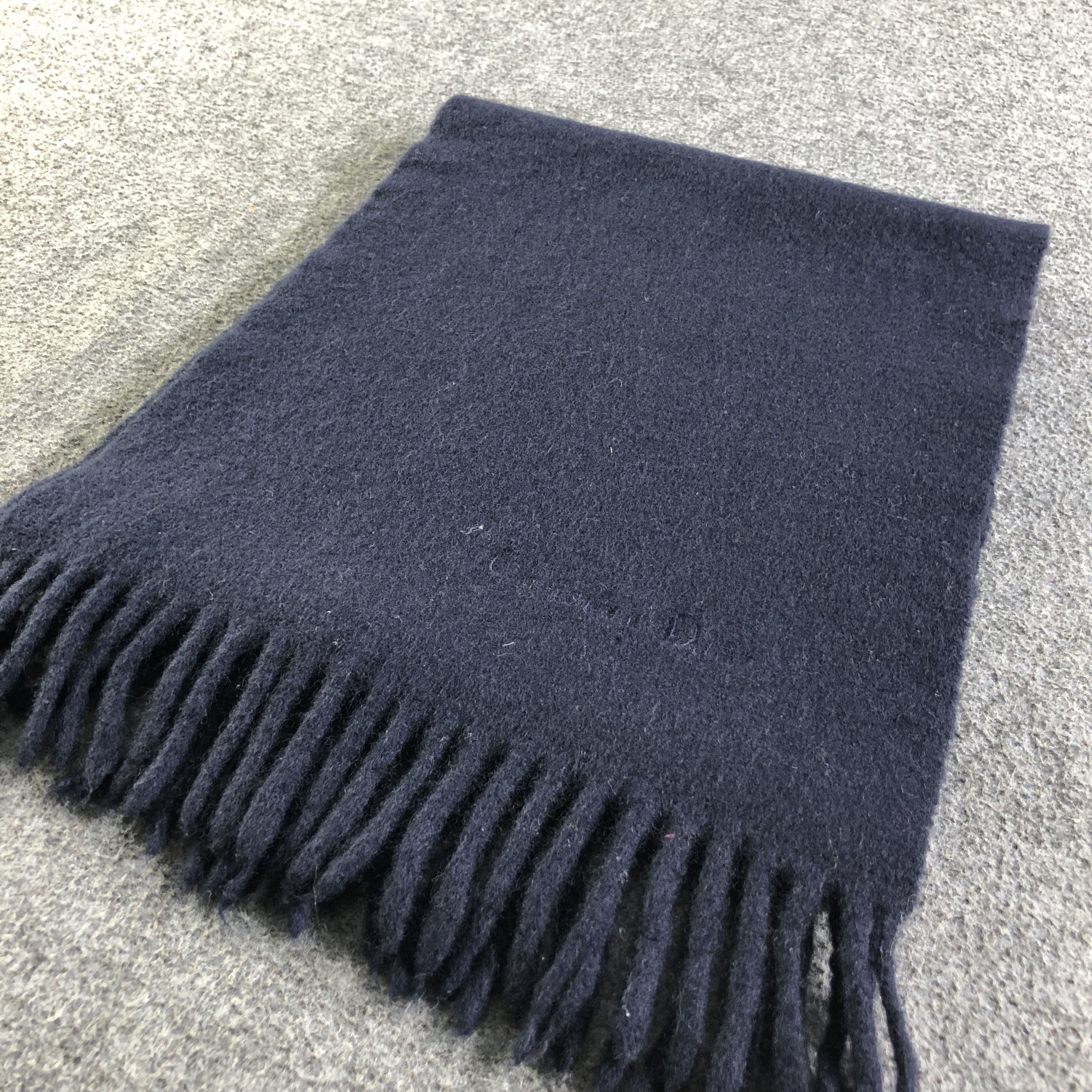 Japanese Brand Christian Dior Wool Scarf Muffler Neckwear V2056 Size ONE SIZE - 2 Thumbnail