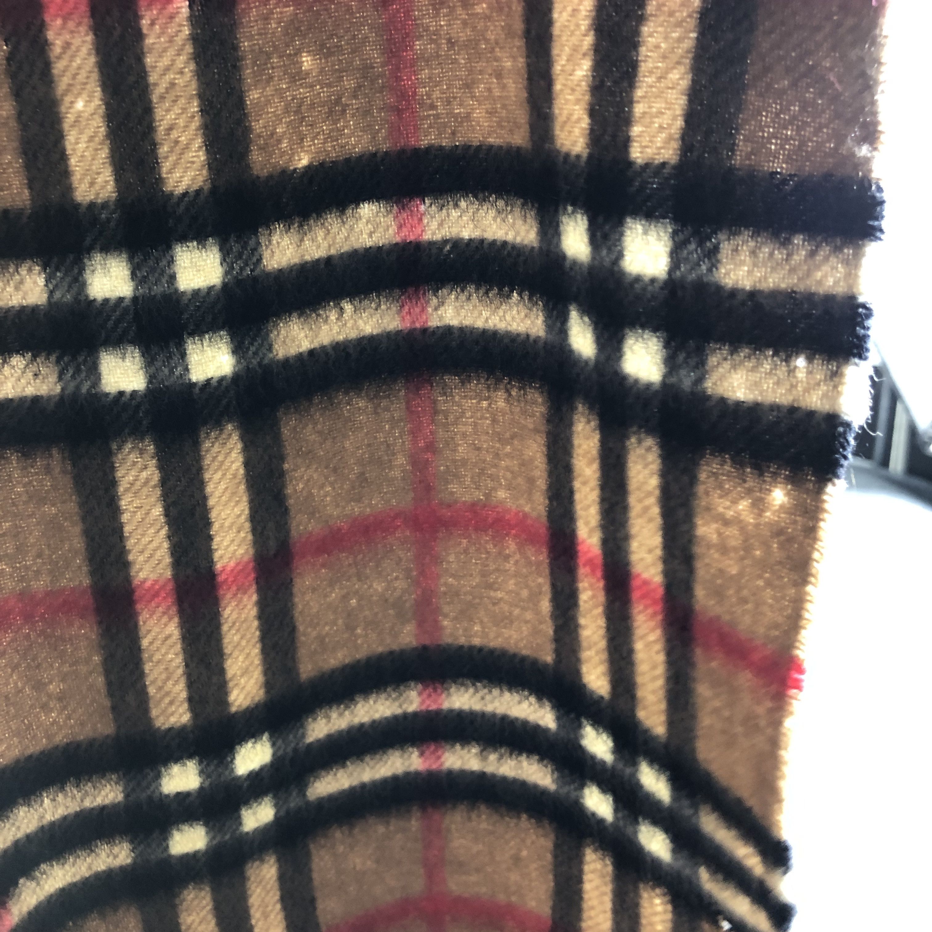 Burberry Burberrys Nova Check Tan Cashmere Scarf Muffler V2150 Size ONE SIZE - 14 Thumbnail