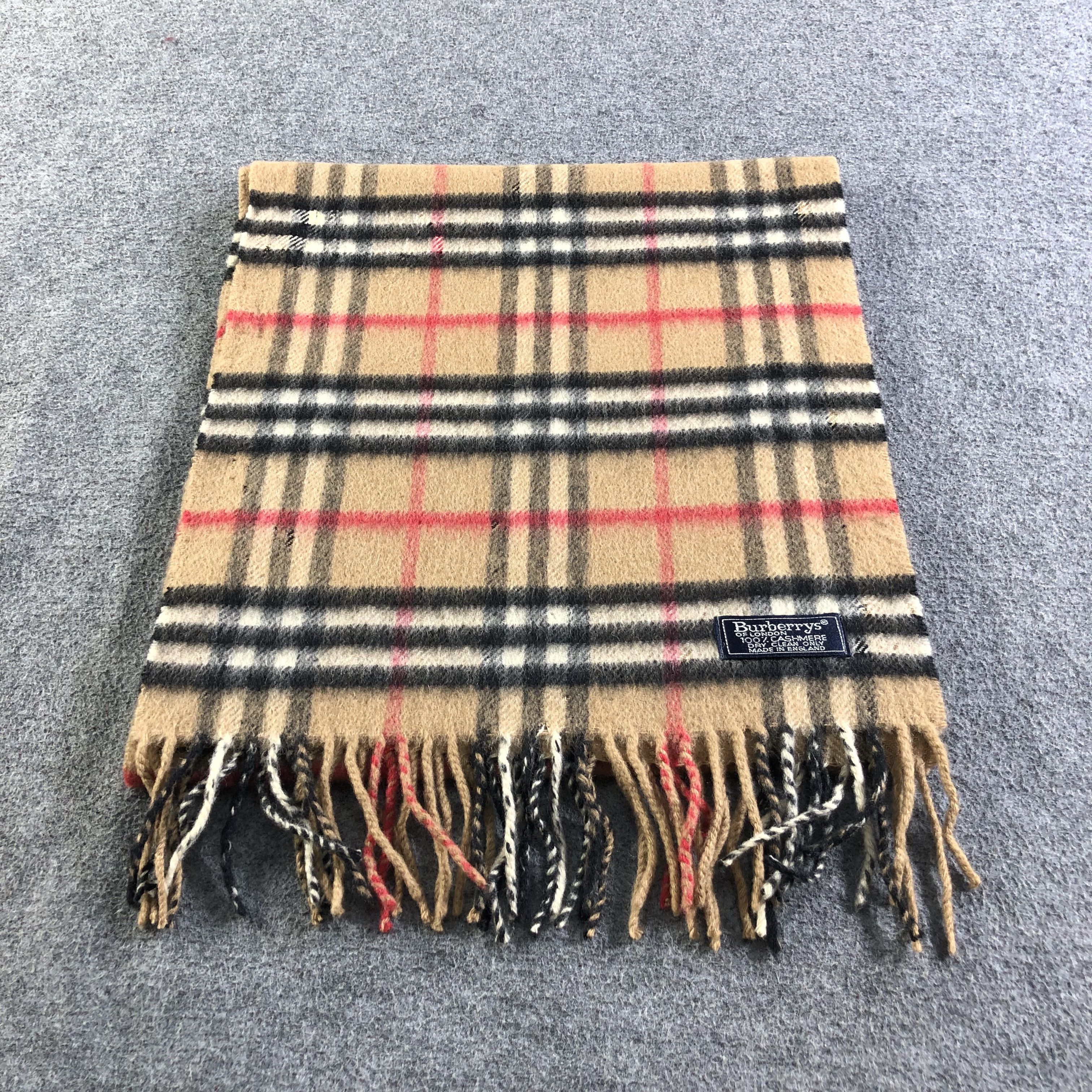 Burberry Burberrys Nova Check Tan Cashmere Scarf Muffler V2150 Size ONE SIZE - 3 Thumbnail