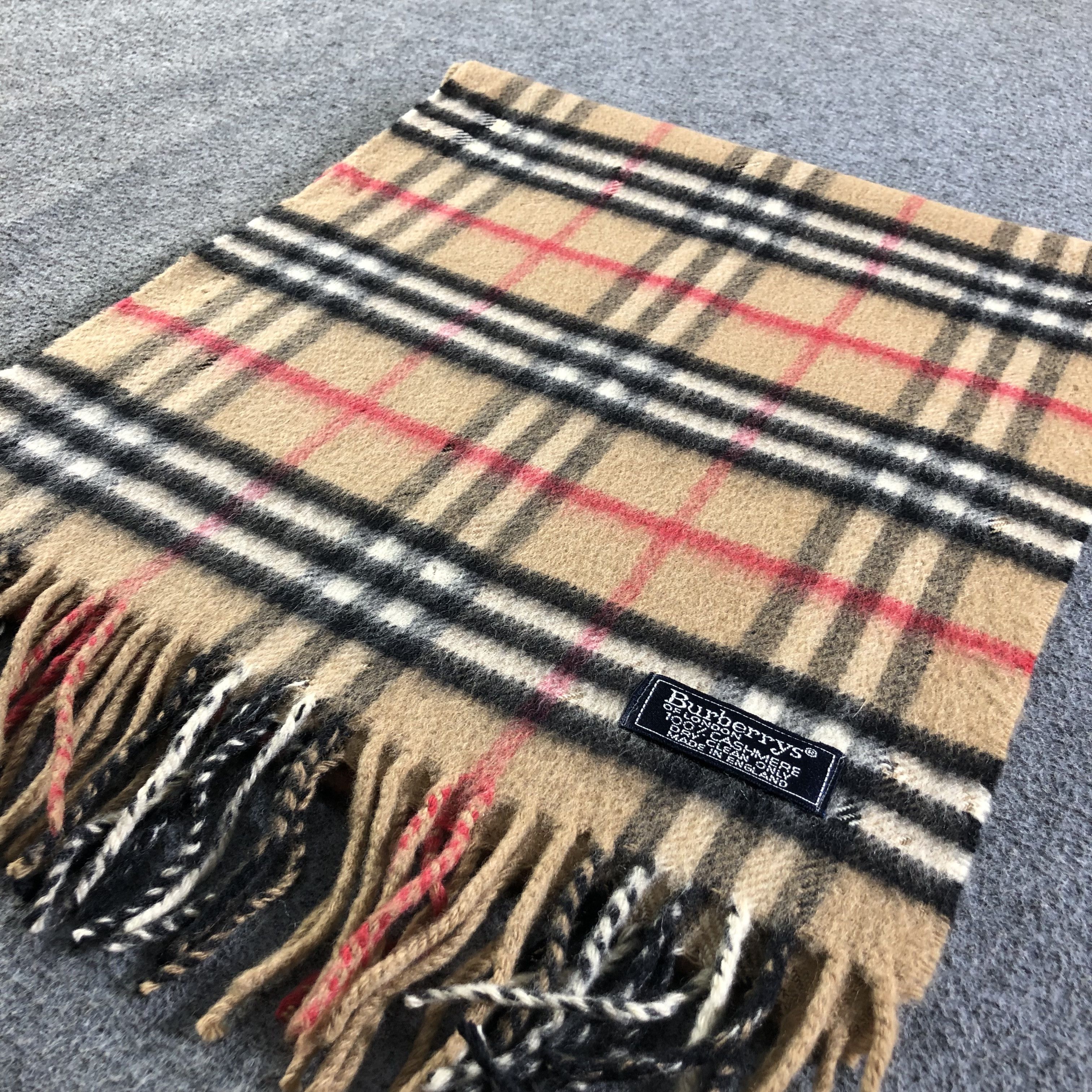 Burberry Burberrys Nova Check Tan Cashmere Scarf Muffler V2150 Size ONE SIZE - 4 Thumbnail