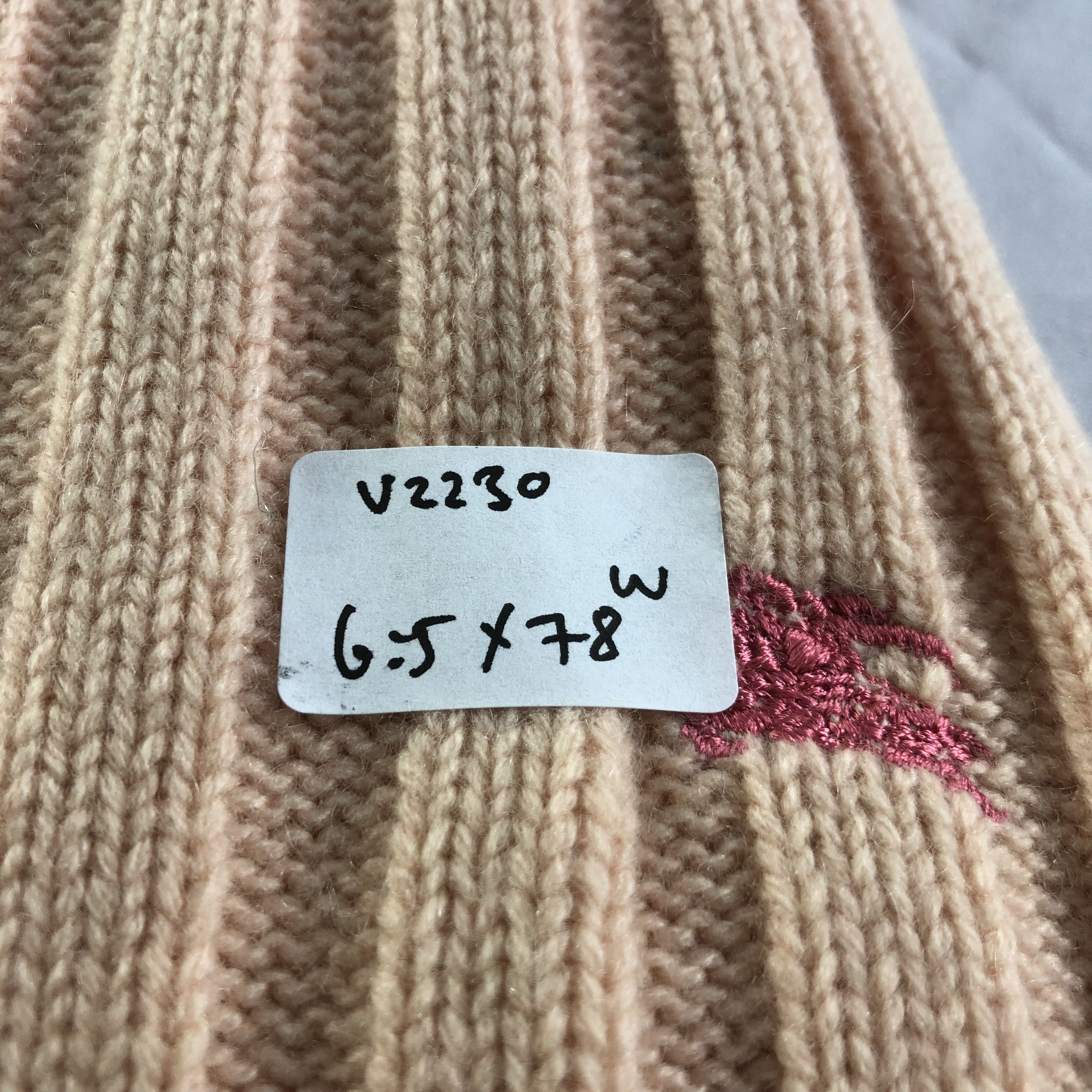 Burberry Burberrys Pleated Knit Wool Scarf Muffler Neckwear V2230 Size ONE SIZE - 14 Thumbnail