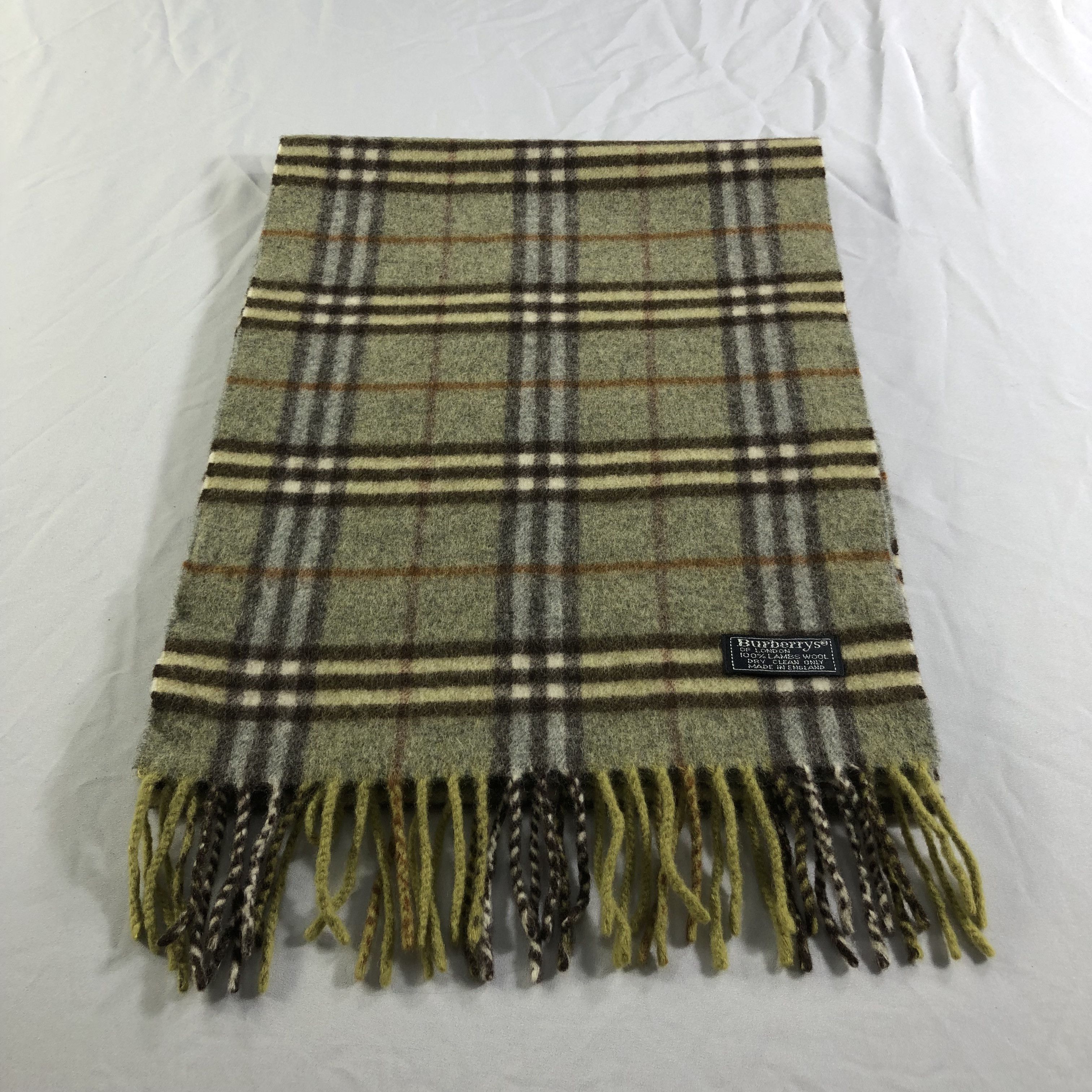 Burberry Burberrys Nova Check Wool Scarf Muffler Neckwear V2235 Size ONE SIZE - 3 Thumbnail
