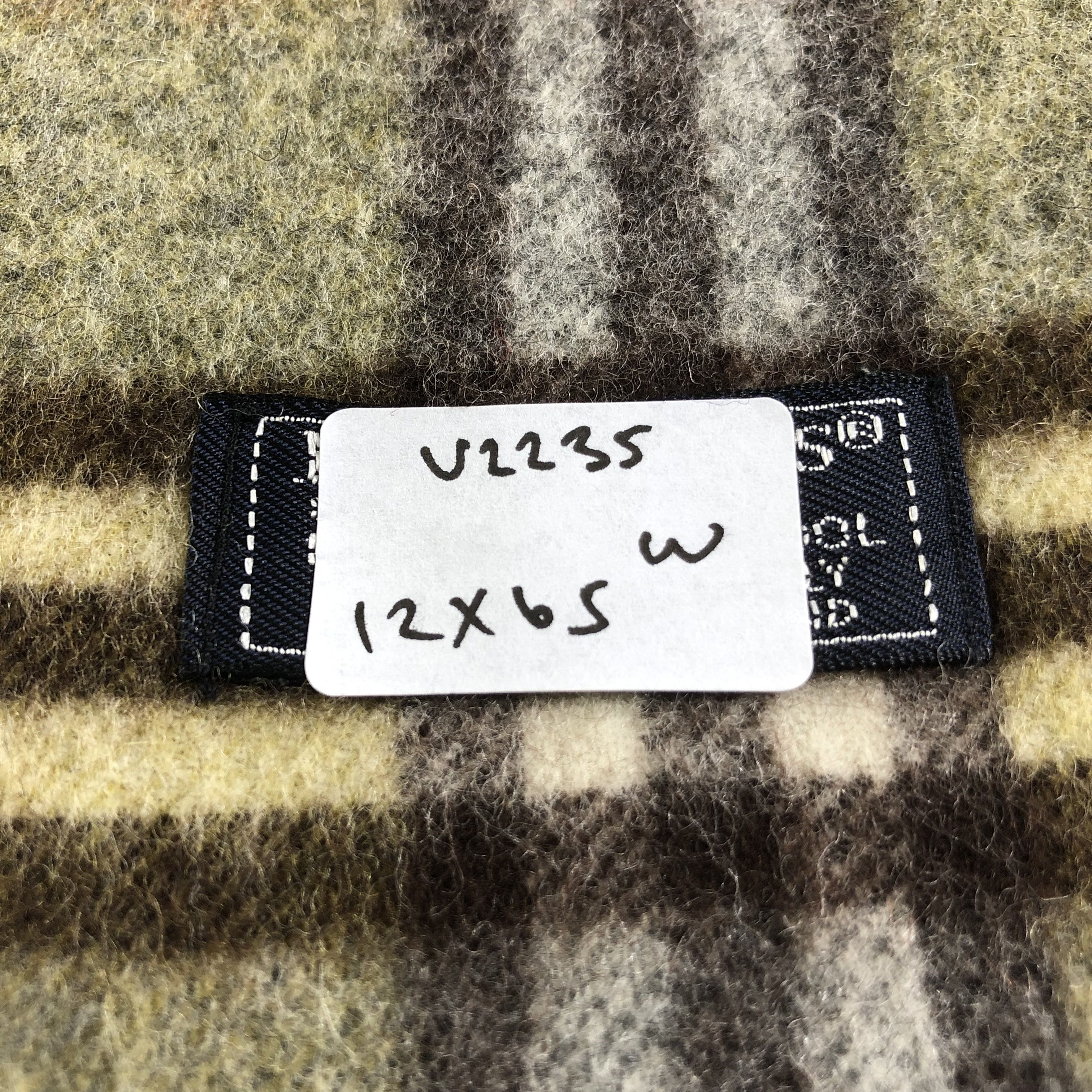 Burberry Burberrys Nova Check Wool Scarf Muffler Neckwear V2235 Size ONE SIZE - 6 Thumbnail
