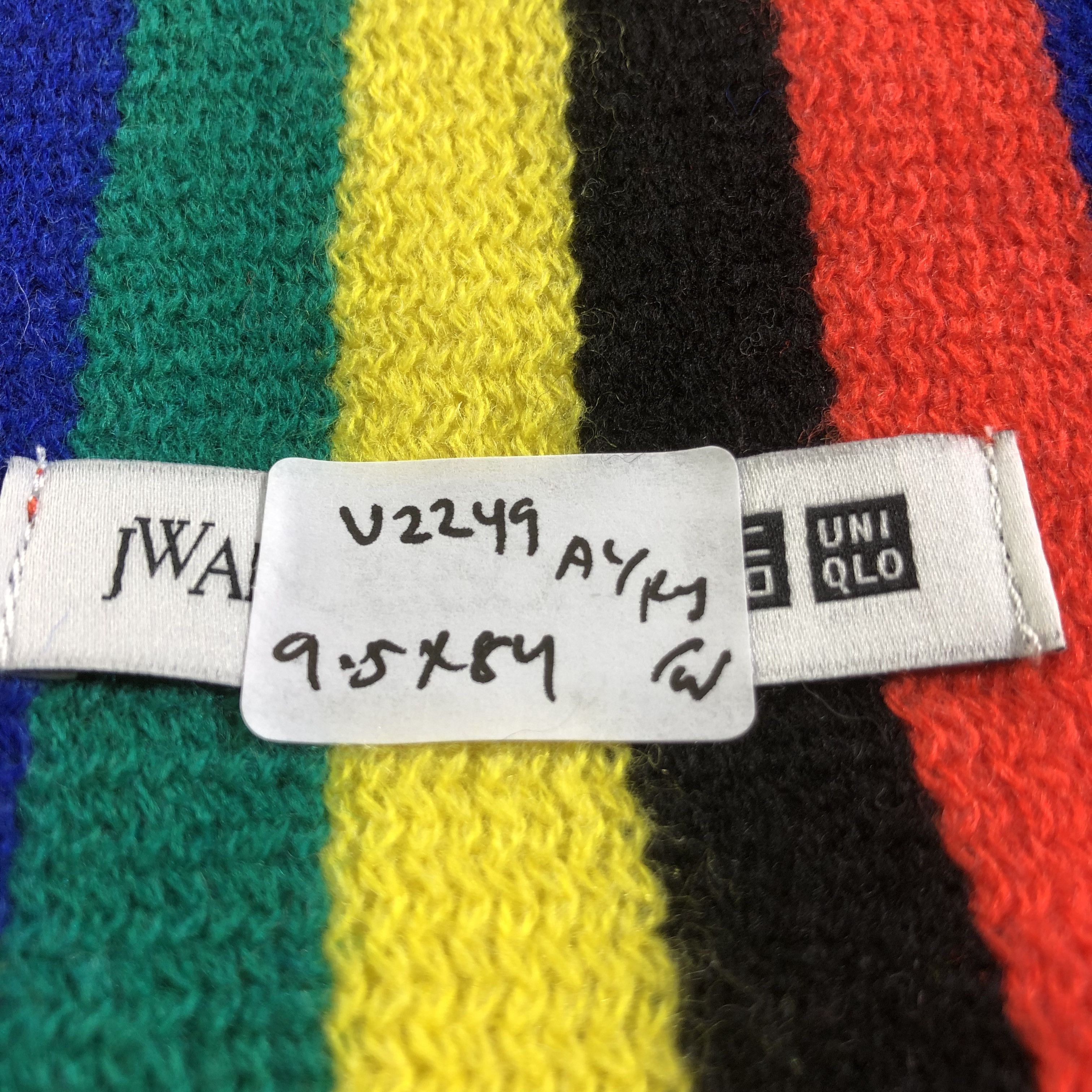 JW Anderson × Uniqlo Uniqlo X J.W.Anderson Knit Scarf Muffler Neckwear V2249 Size ONE SIZE - 7 Thumbnail