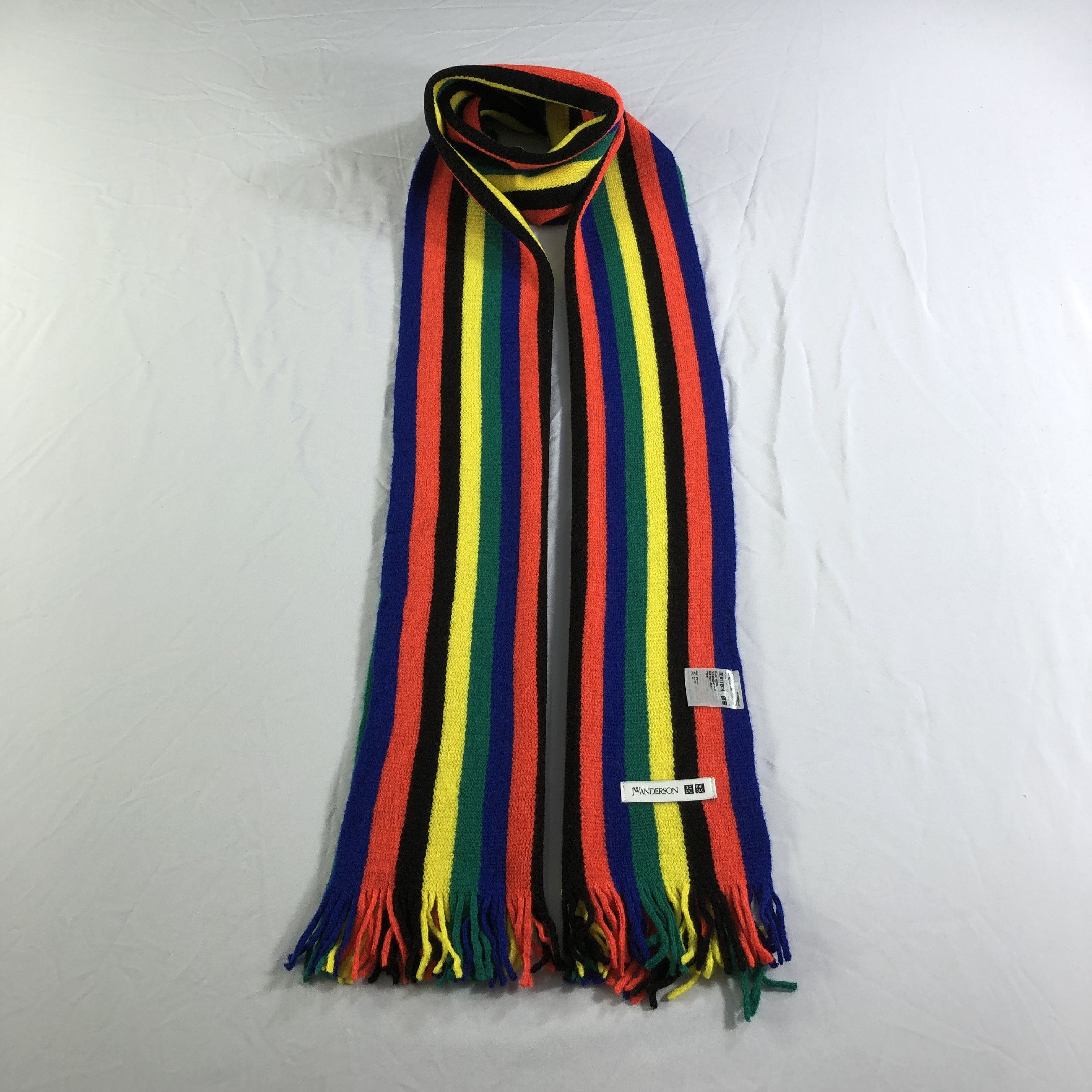 JW Anderson × Uniqlo Uniqlo X J.W.Anderson Knit Scarf Muffler Neckwear V2249 Size ONE SIZE - 1 Thumbnail