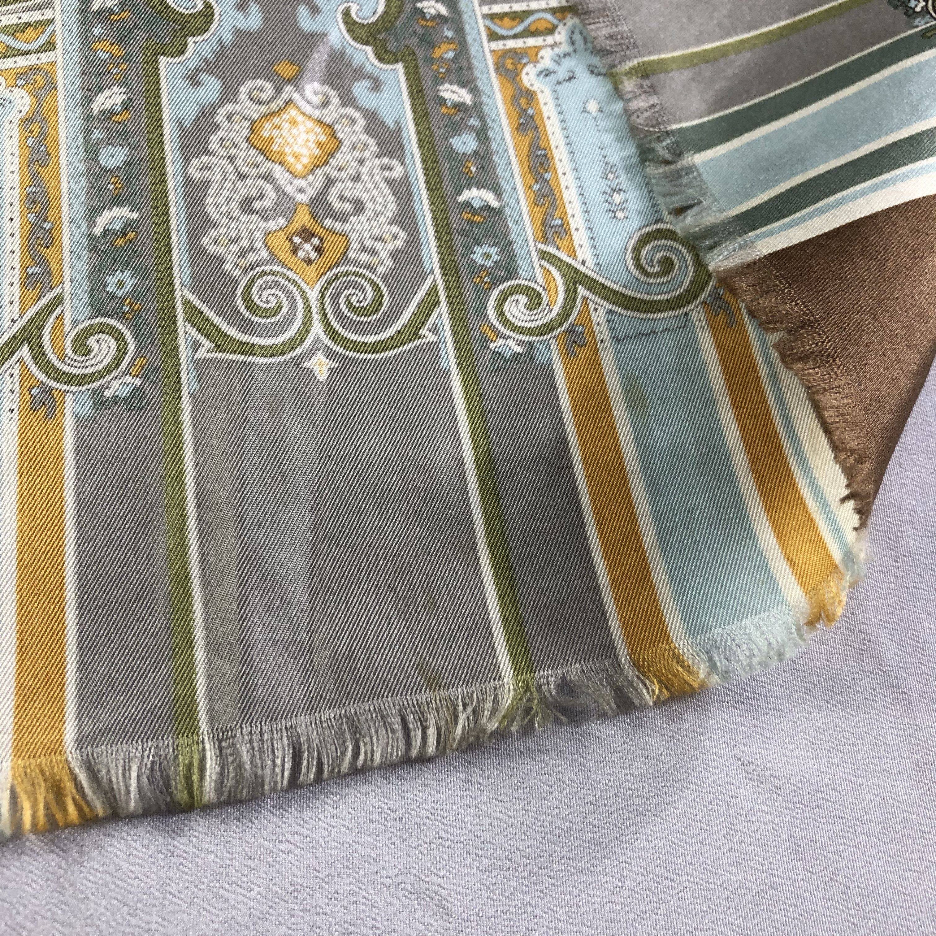 Vintage Luxury Paisley Silk/Wool Scarf Muffler Neckwear V2278 Size ONE SIZE - 8 Thumbnail