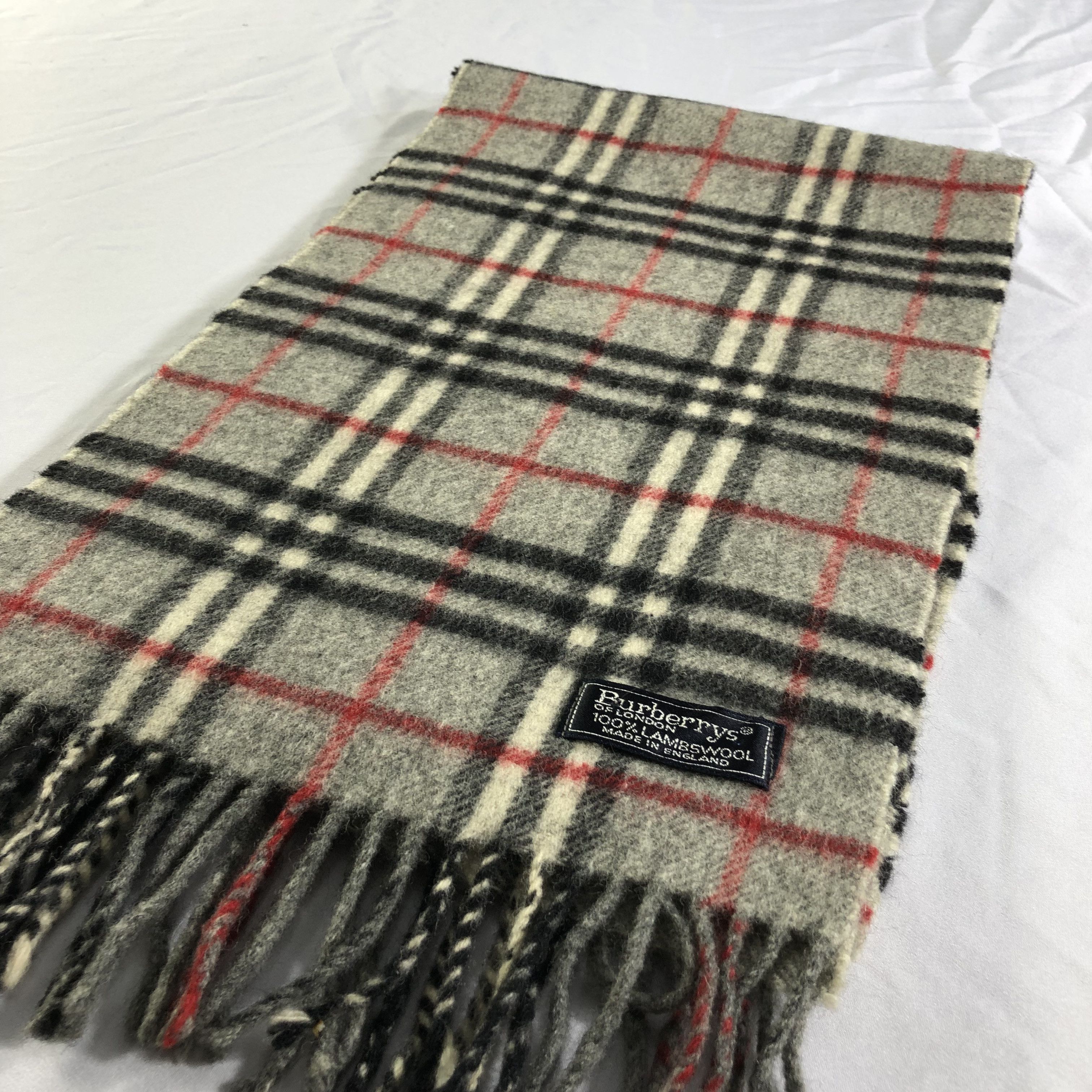 Burberry Burberrys Nova Check Wool Scarf Muffler Neckwear V2292 Size ONE SIZE - 3 Thumbnail