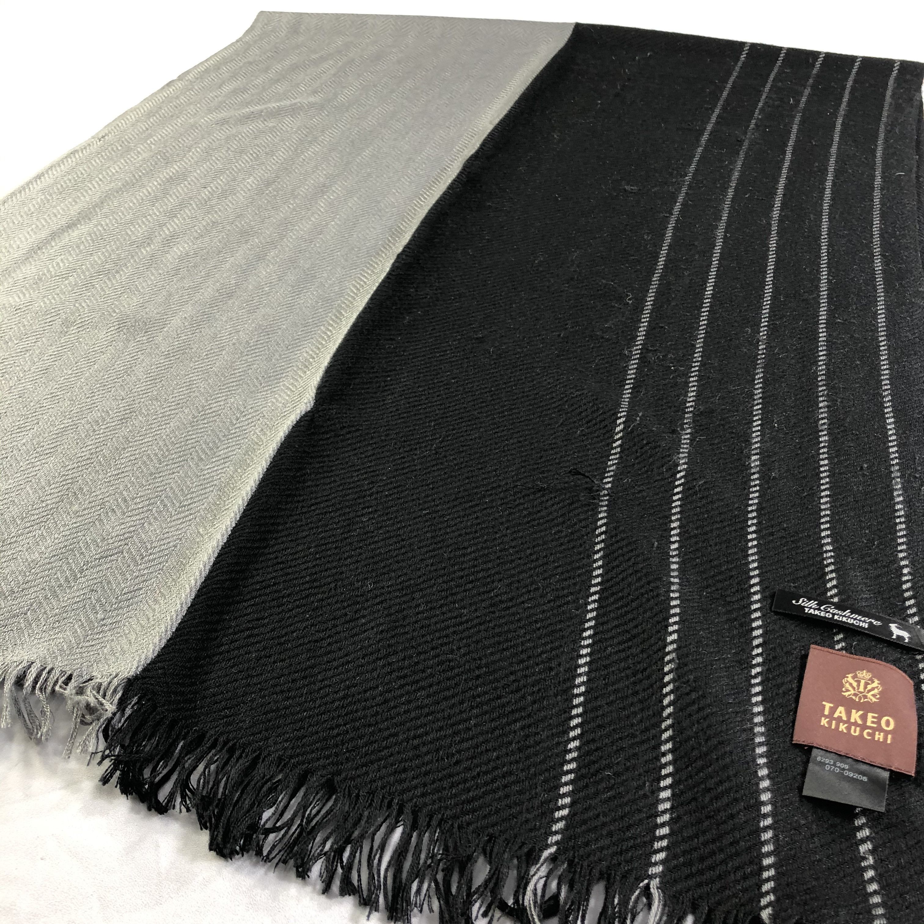 Takeo Kikuchi Takeo Kikuchi Stripe Wool Scarf Muffler Neckwear V2330 Size ONE SIZE - 3 Thumbnail