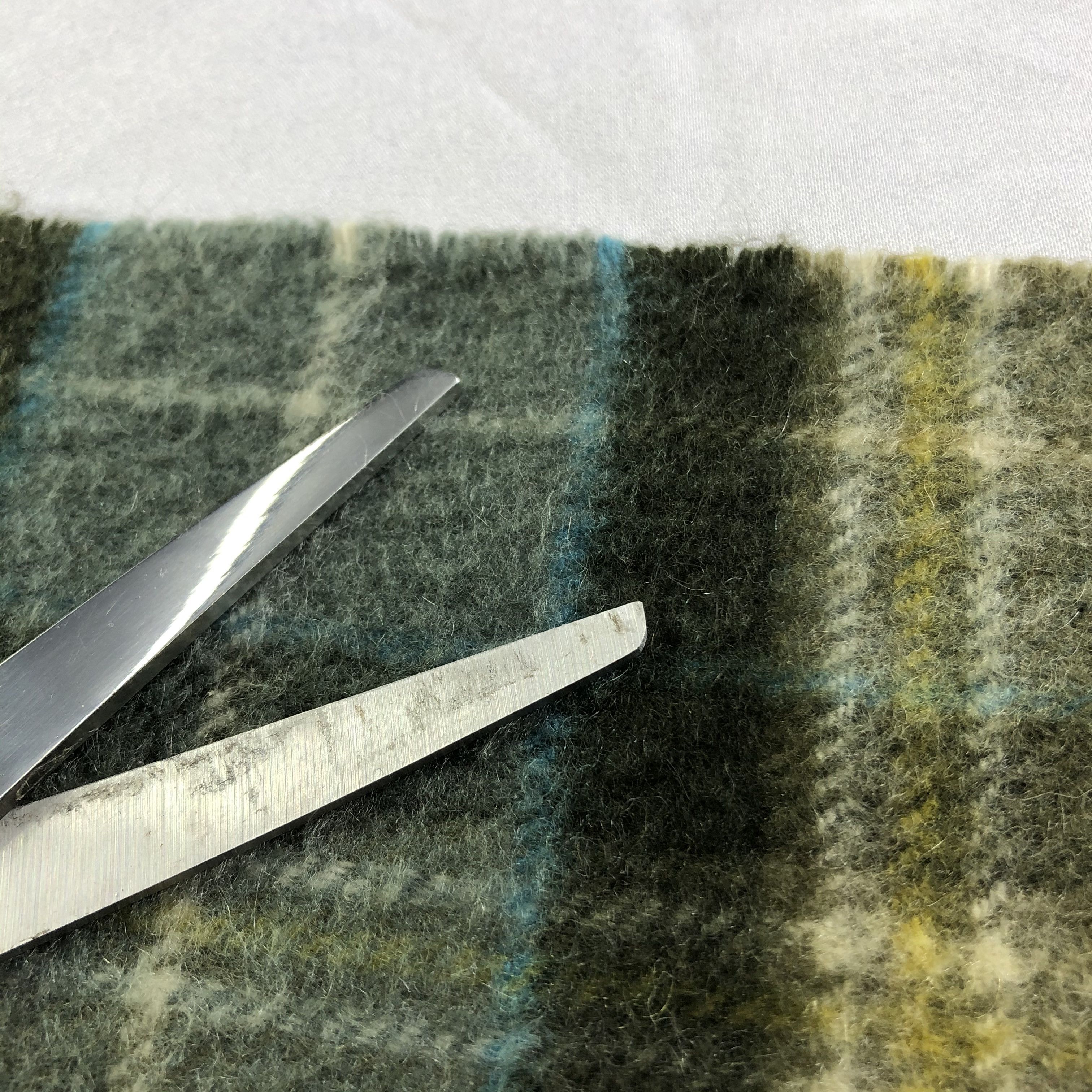 Johnstons Of Elgin Johnstons Of Elgin Cashmere Scarf Muffler Neckwear V2375 Size ONE SIZE - 6 Thumbnail