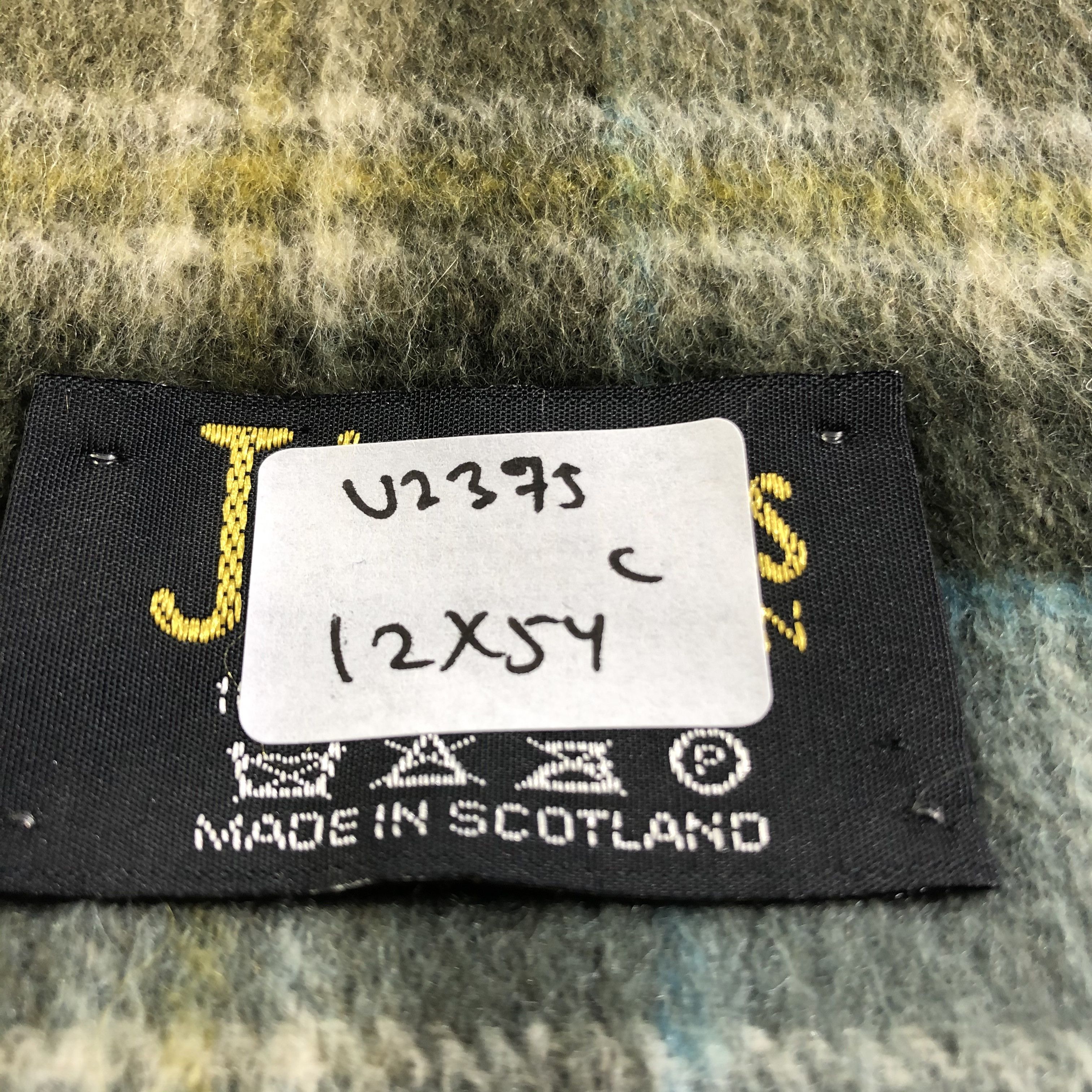 Johnstons Of Elgin Johnstons Of Elgin Cashmere Scarf Muffler Neckwear V2375 Size ONE SIZE - 7 Thumbnail