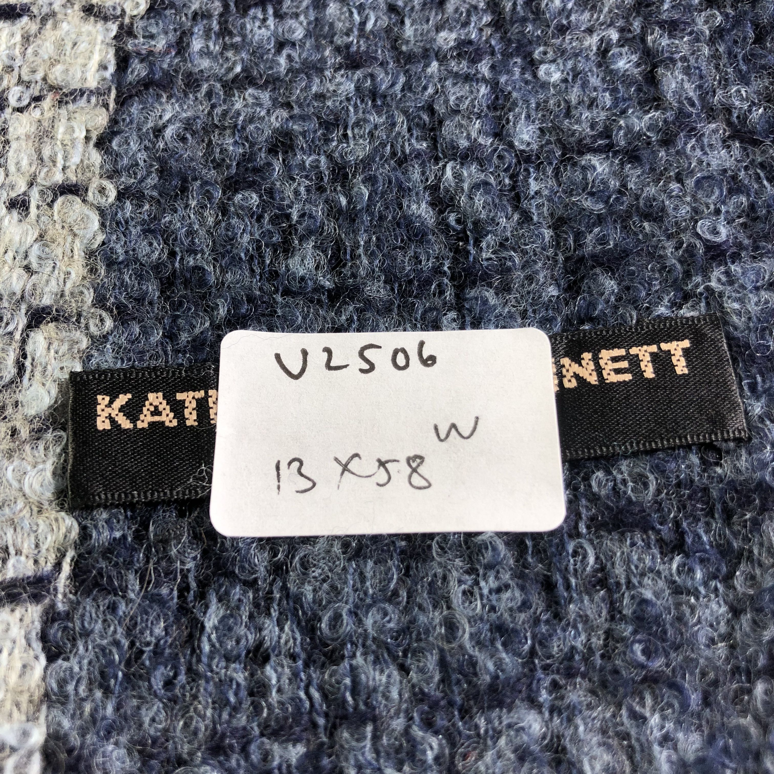 Katharine Hamnett London Katharine Hamnett London Wool Scarf Muffler Neckwear V2506 Size ONE SIZE - 6 Thumbnail