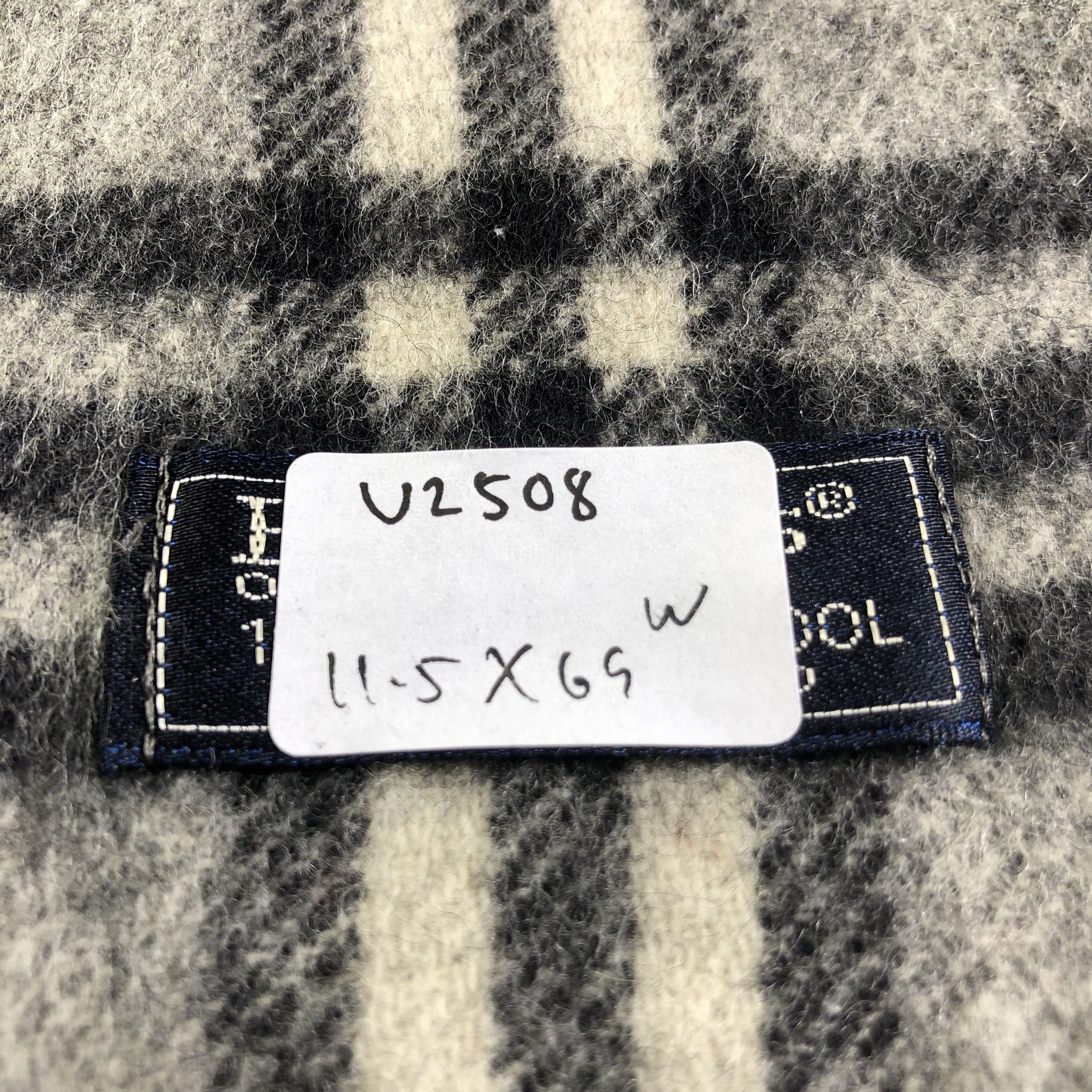 Burberry Burberrys Nova Check Wool Scarf Muffler Neckwear V2508 Size ONE SIZE - 6 Thumbnail