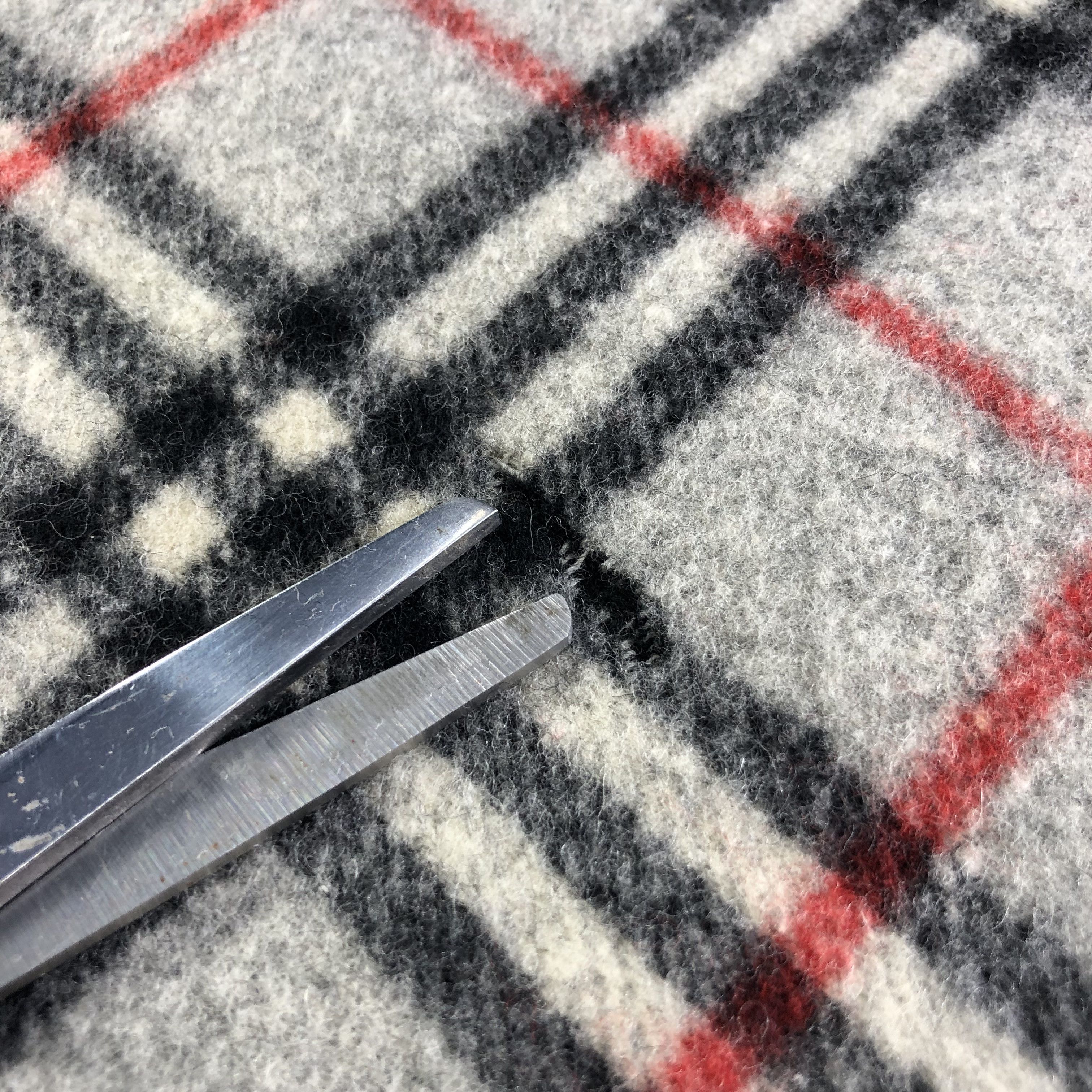 Burberry Burberrys Nova Check Wool Scarf Muffler Neckwear V2515 Size ONE SIZE - 5 Thumbnail