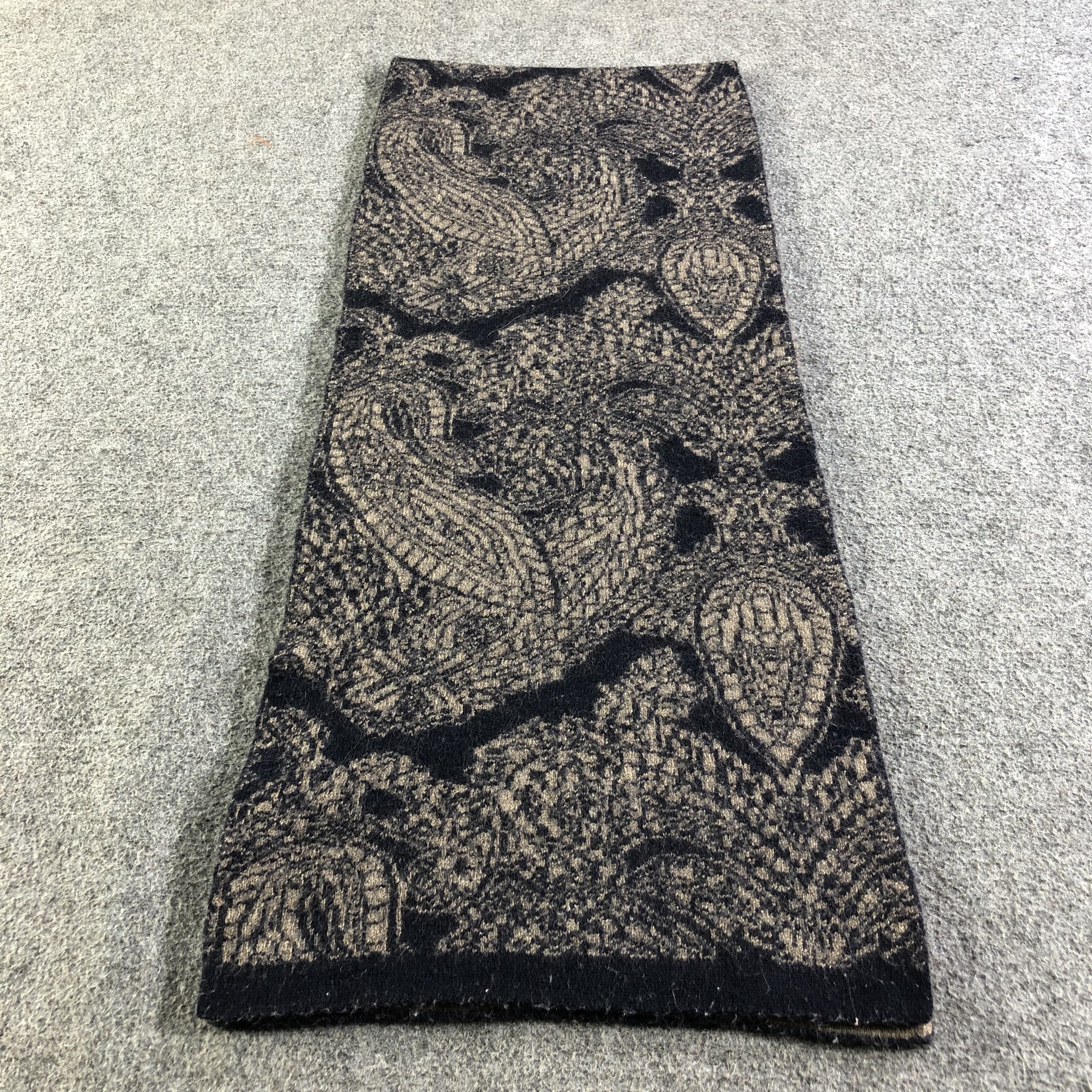 Vintage Vintage Made in Italy Paisley Wool Scarf Muffler V2573 Size ONE SIZE - 1 Thumbnail