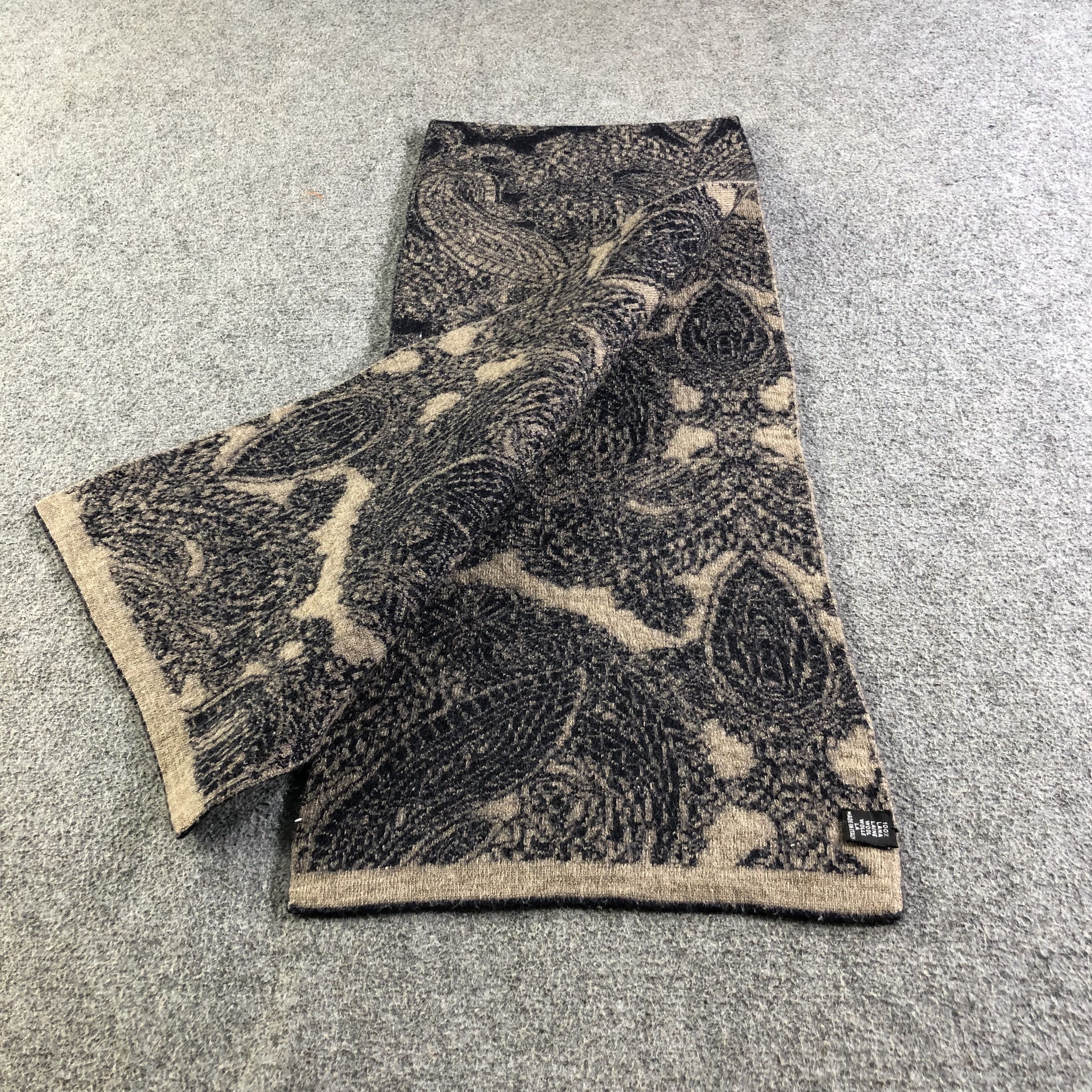 Vintage Vintage Made in Italy Paisley Wool Scarf Muffler V2573 Size ONE SIZE - 3 Thumbnail