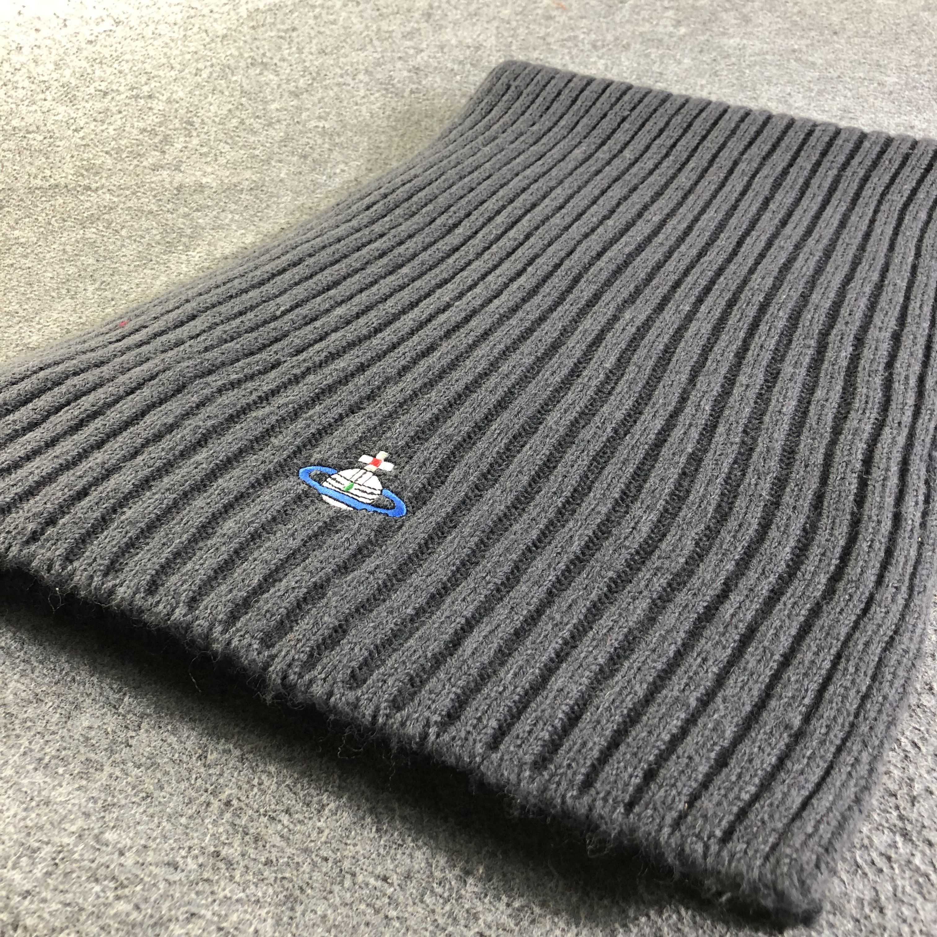 Vivienne Westwood Vivienne Westwood Pleated Wool Scarf Muffler Neckwear V2580 Size ONE SIZE - 2 Thumbnail