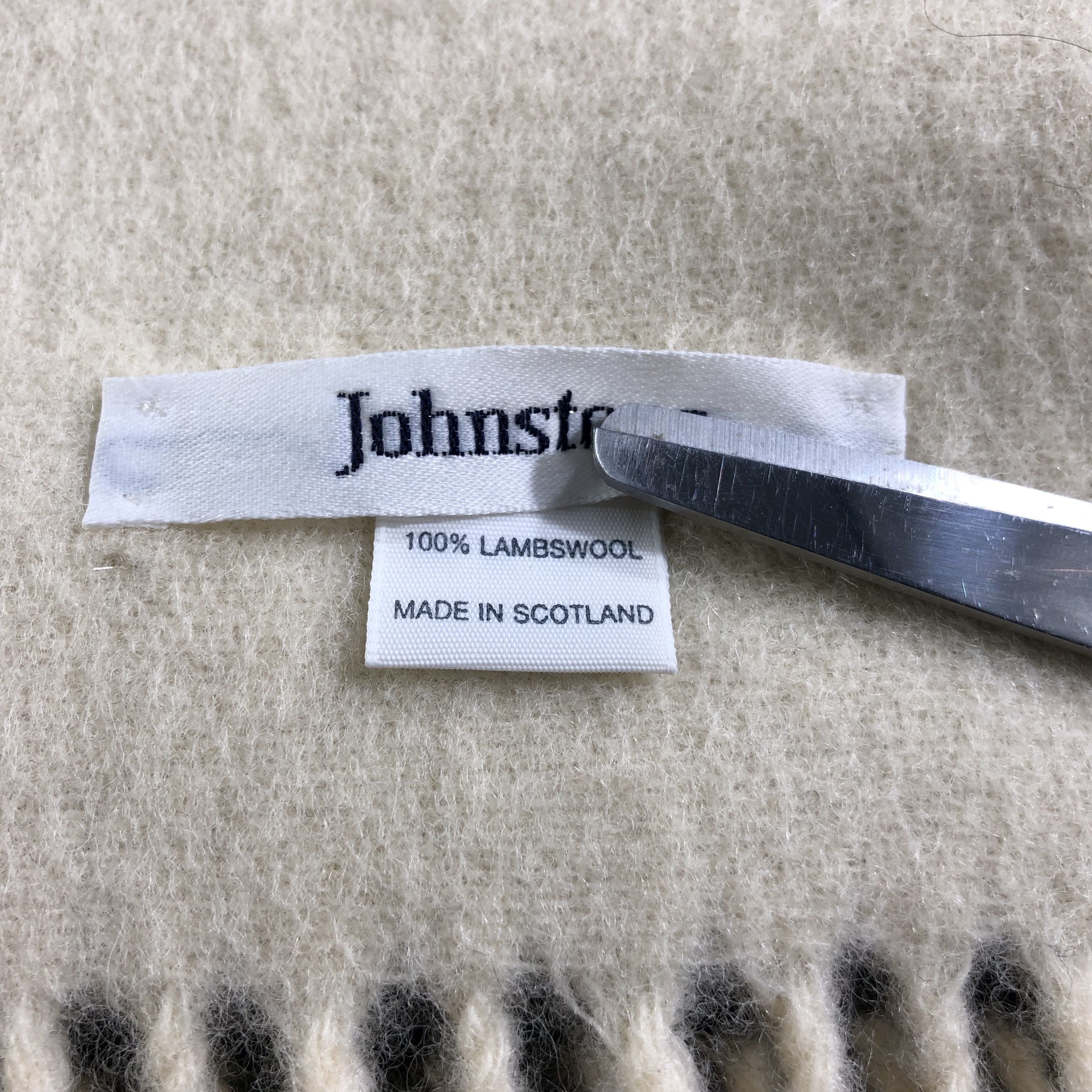 Johnstons Of Elgin Johnstons Of Elgin Striped Wool Scarf Muffler Neckwear V2598 Size ONE SIZE - 5 Thumbnail