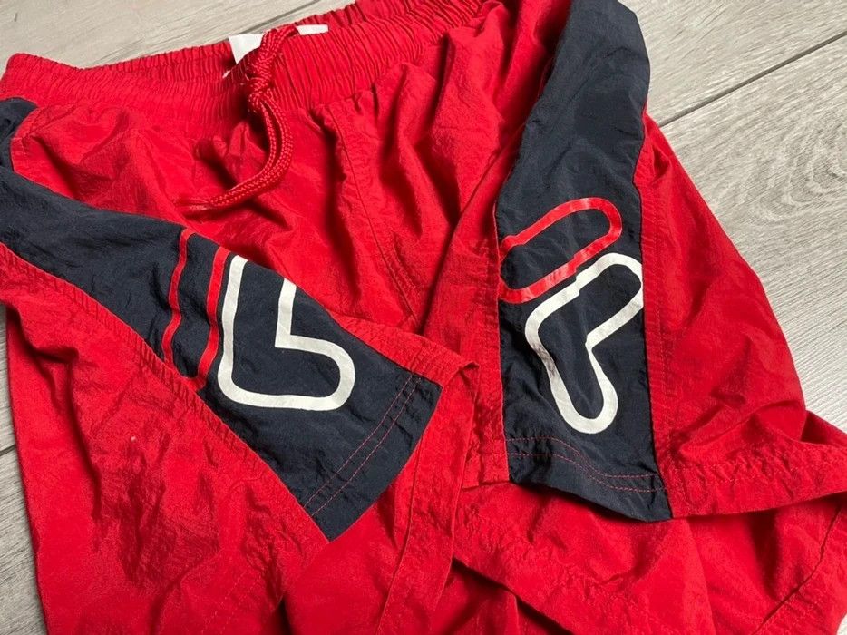 Fila Fila shorts swimmer vintage logo size Small Size US 30 / EU 46 - 2 Thumbnail