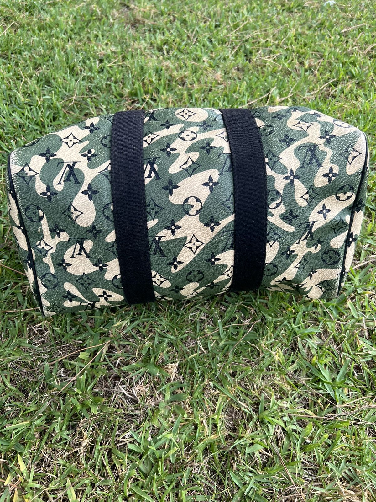 Louis Vuitton × Takashi Murakami × Vintage Vintage LOUIS VUITTONxTakashi Murakami Green Monogramouflage Size ONE SIZE - 2 Thumbnail