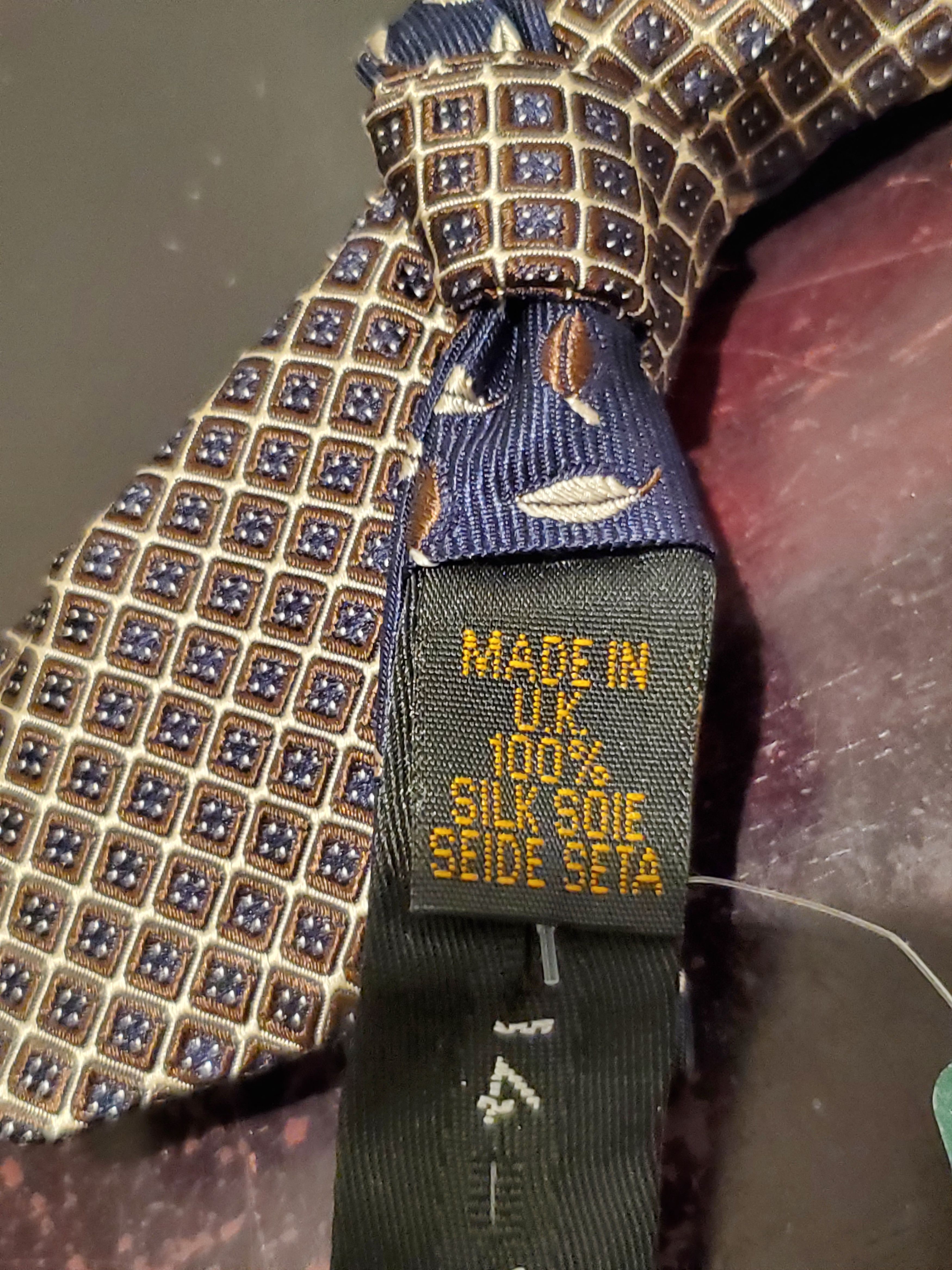 Other UK Designer Mixed Pattern Bow Tie Size ONE SIZE - 6 Thumbnail