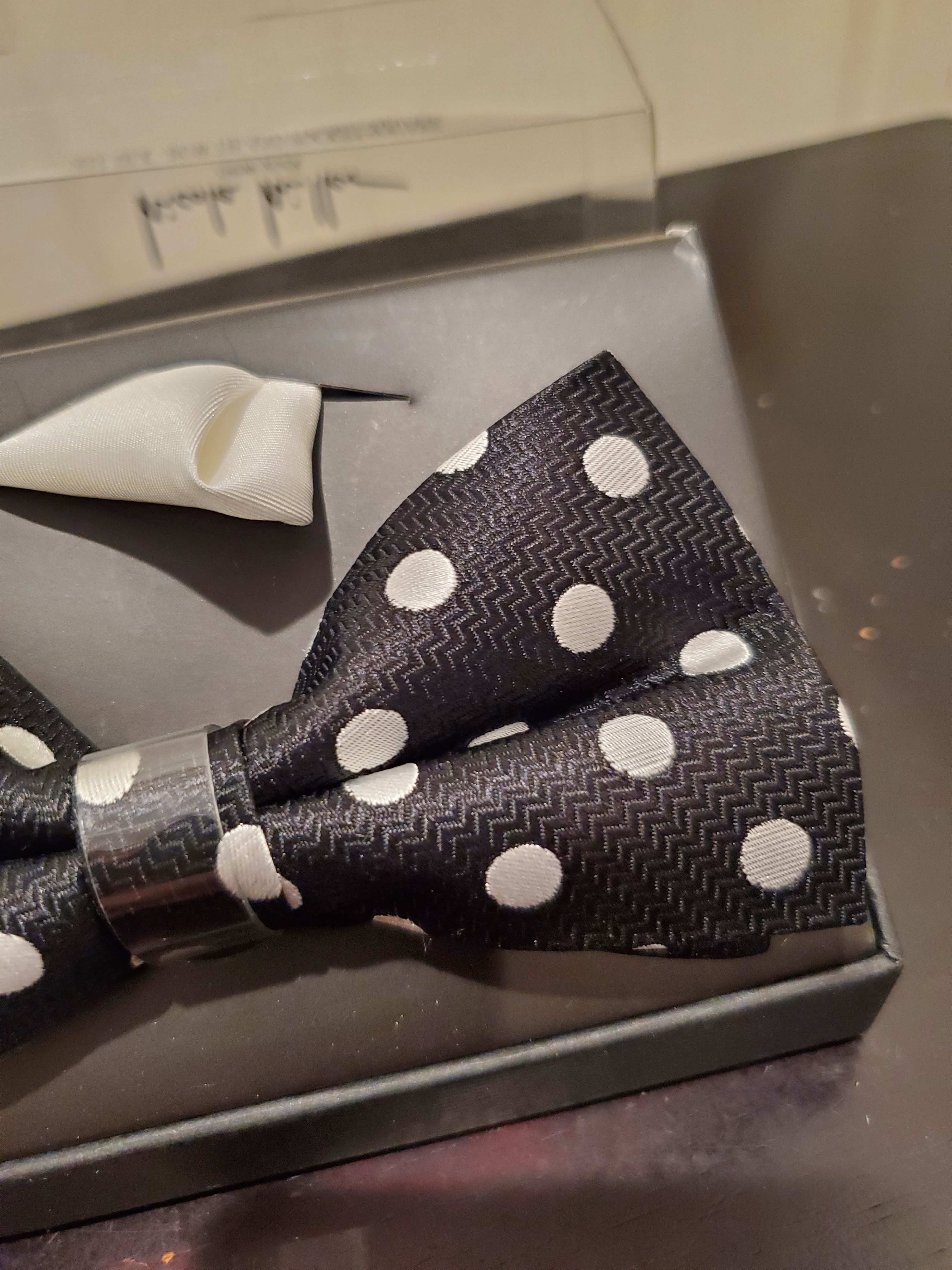 Nicole Miller Polka Dot Bow Tie Set Size ONE SIZE - 2 Thumbnail