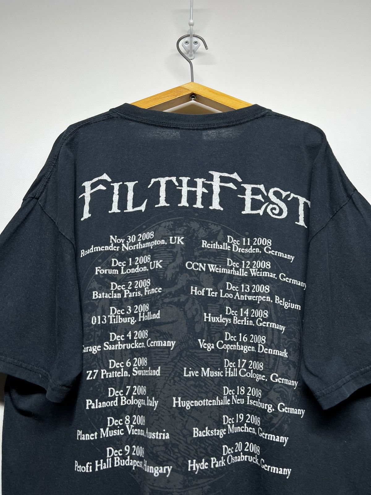 Band Tees Vintage Y2k 2008 Cradle Of Filth Fest Tour T-Shirt Size US L / EU 52-54 / 3 - 6 Thumbnail