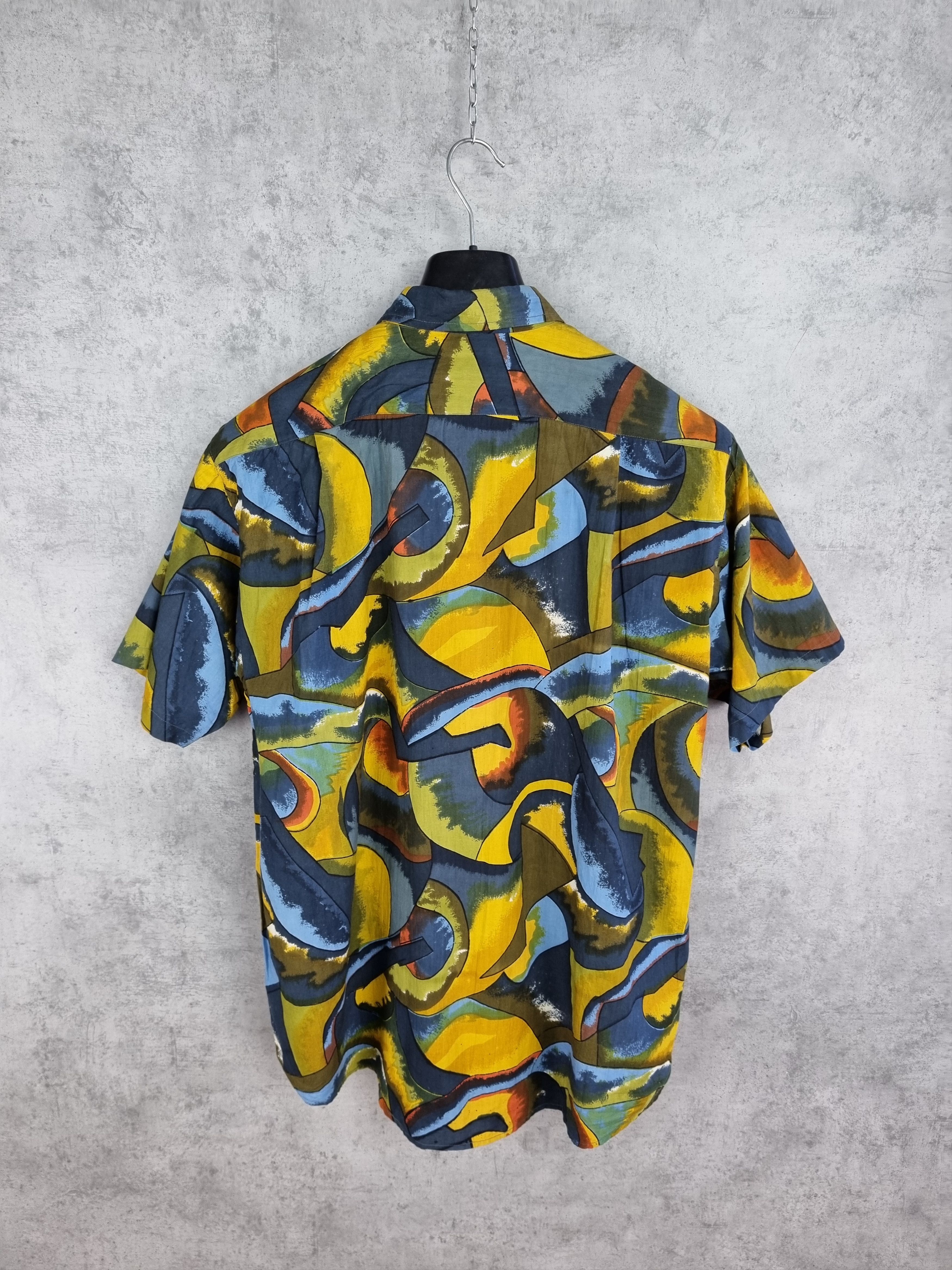 Vintage 90s Rare Hawaiian Shirt Abstract print Size US M / EU 48-50 / 2 - 5 Thumbnail