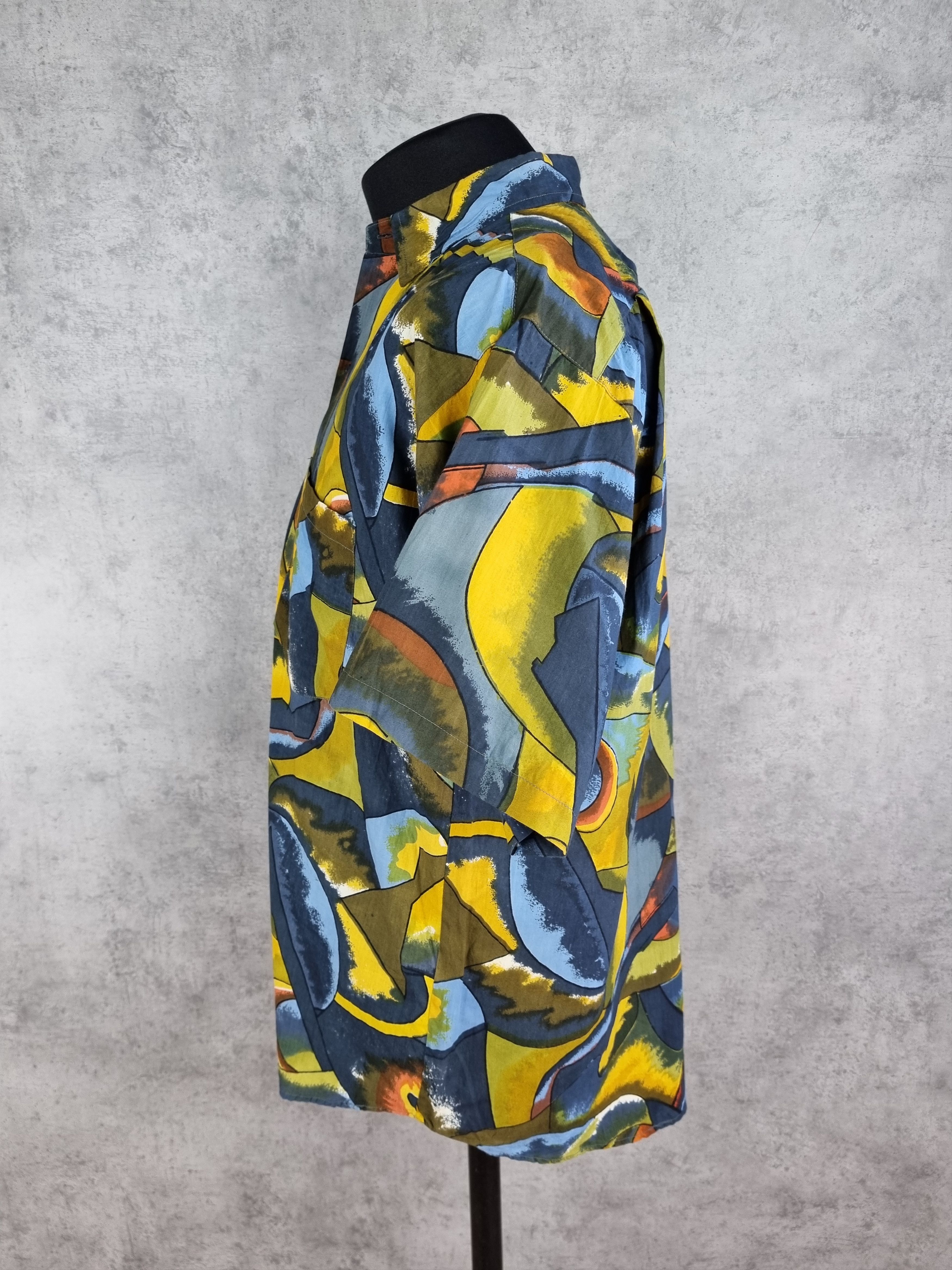 Vintage 90s Rare Hawaiian Shirt Abstract print Size US M / EU 48-50 / 2 - 6 Thumbnail